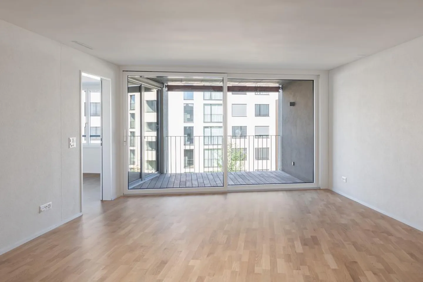 Moderne 2,5-Zimmer Wohnung mit Loggia - Foto 2 von 5