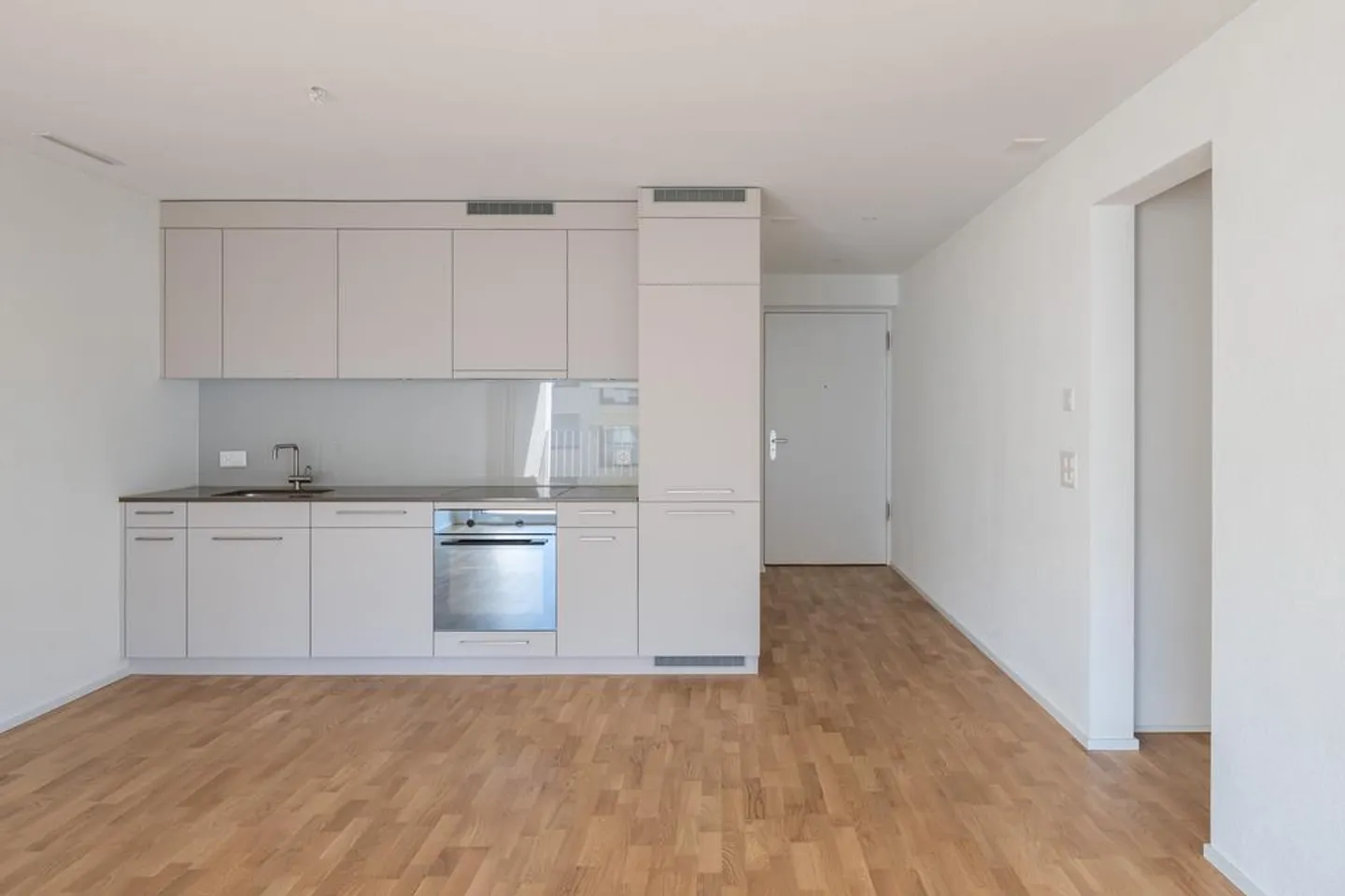 Moderne 2,5-Zimmer Wohnung mit Loggia - Foto 3 von 5