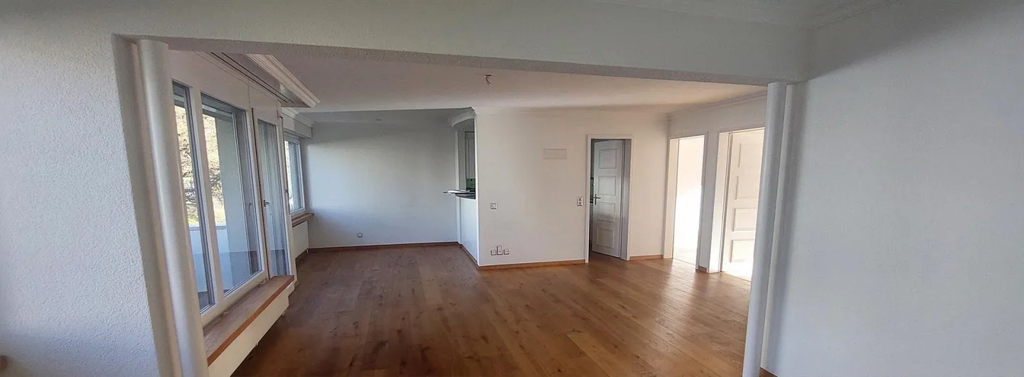 Helle 3.5-Zimmer-Wohnung mit Balkon - Foto 6 von 10