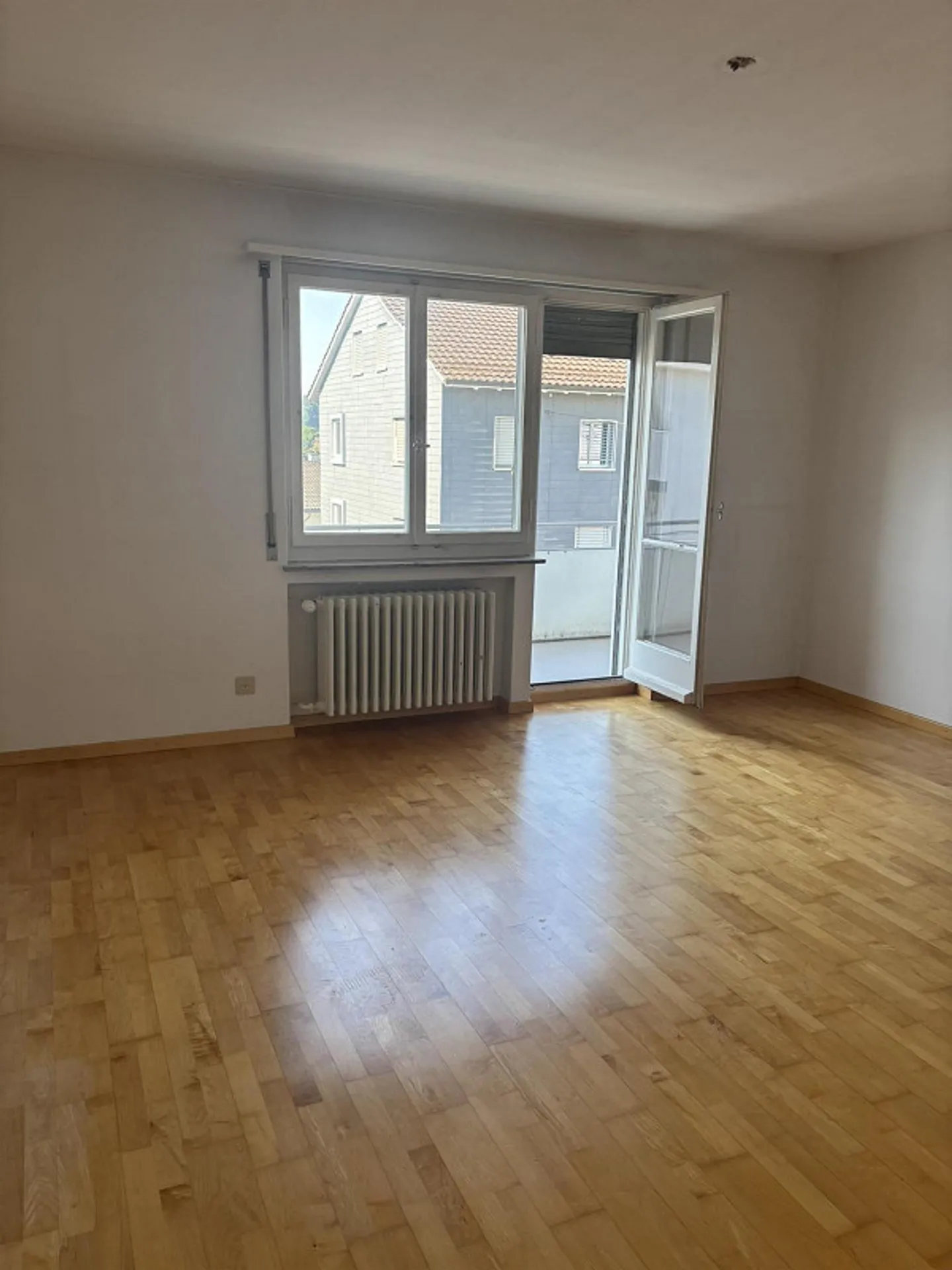 Familienfreundliche Wohnung in Winterthur - Foto 2 von 8