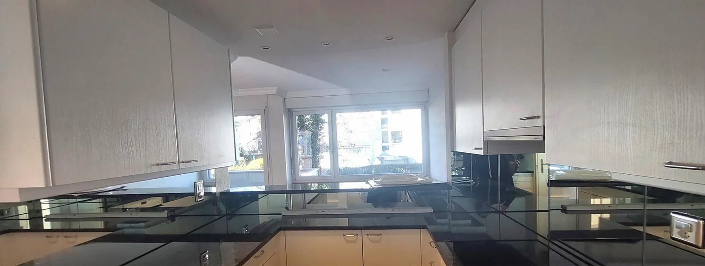 Helle 3.5-Zimmer-Wohnung mit Balkon - Foto 4 von 10