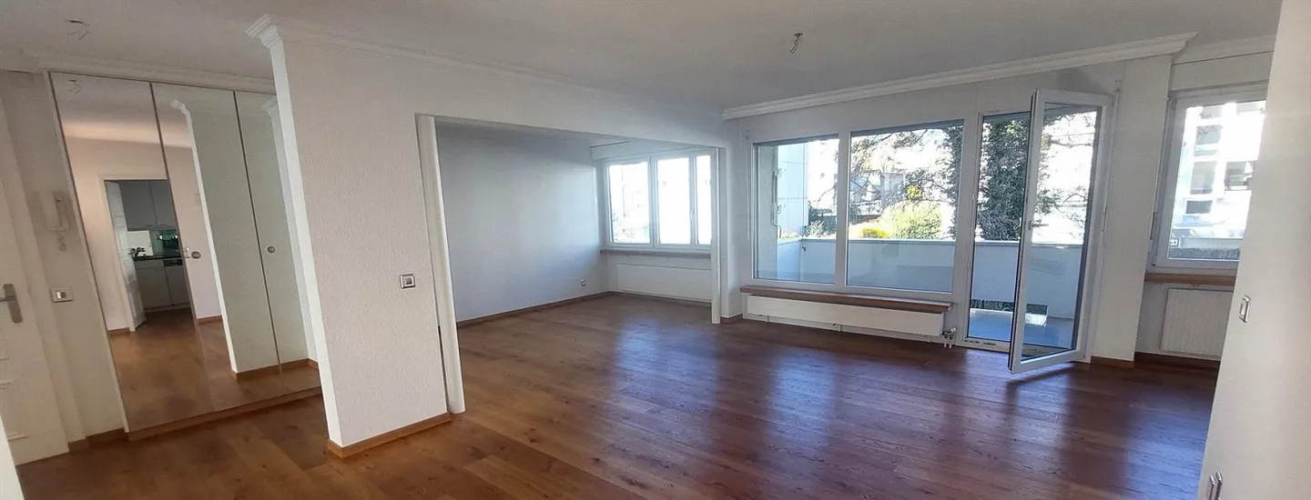 Helle 3.5-Zimmer-Wohnung mit Balkon - Foto 5 von 10