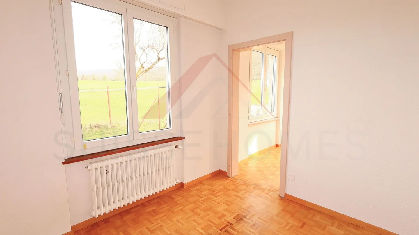 Villa d'exception avec 272 m² habitables, grand terrain et vue panoramique - à deux pas de Porrentruy - Photo 9 sur 17