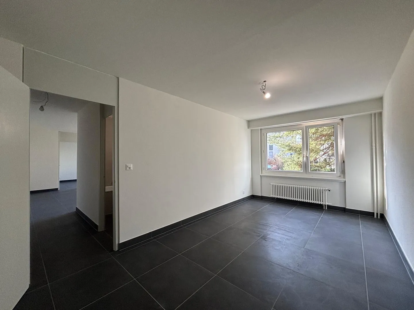 Apartment for rent - Photo 5 of 8