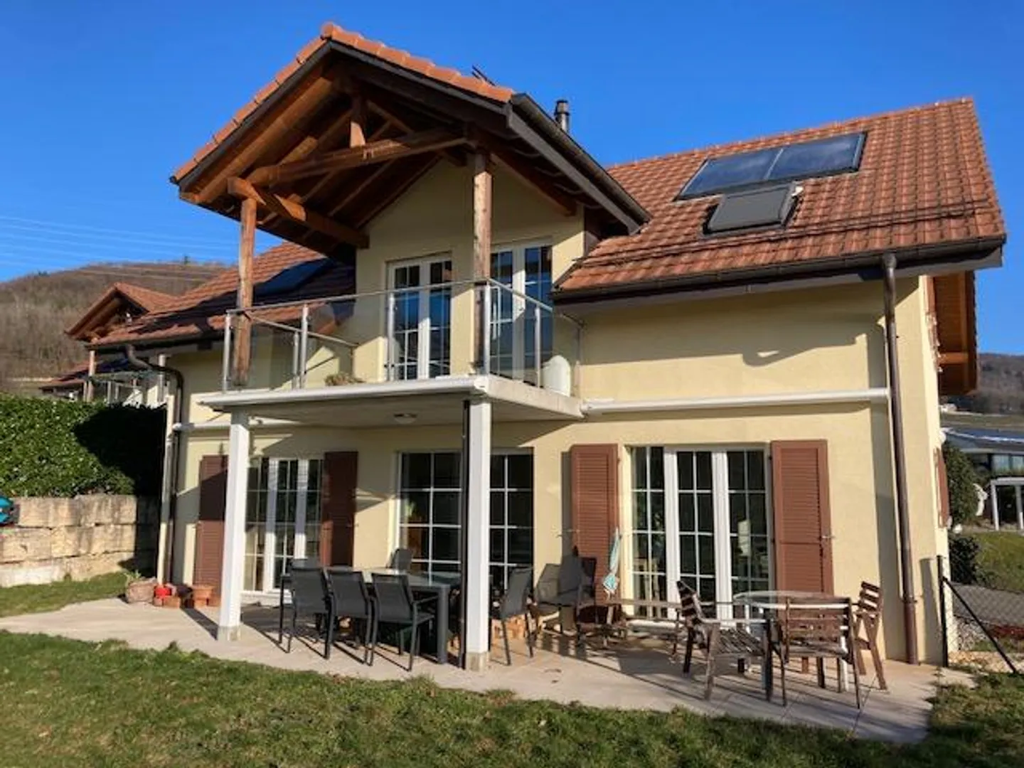 VILLA 6.5 STANZE - NEI VIGNETI - VISTA LAGO - GILLY - Foto 3 di 13