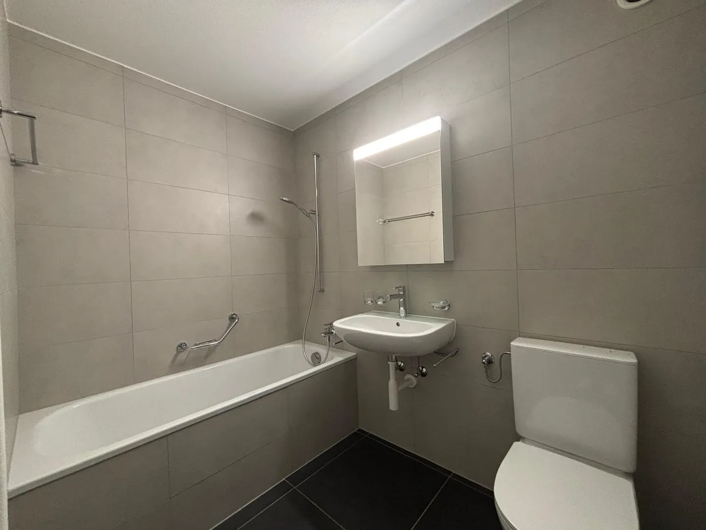 Apartment for rent - Photo 8 of 8