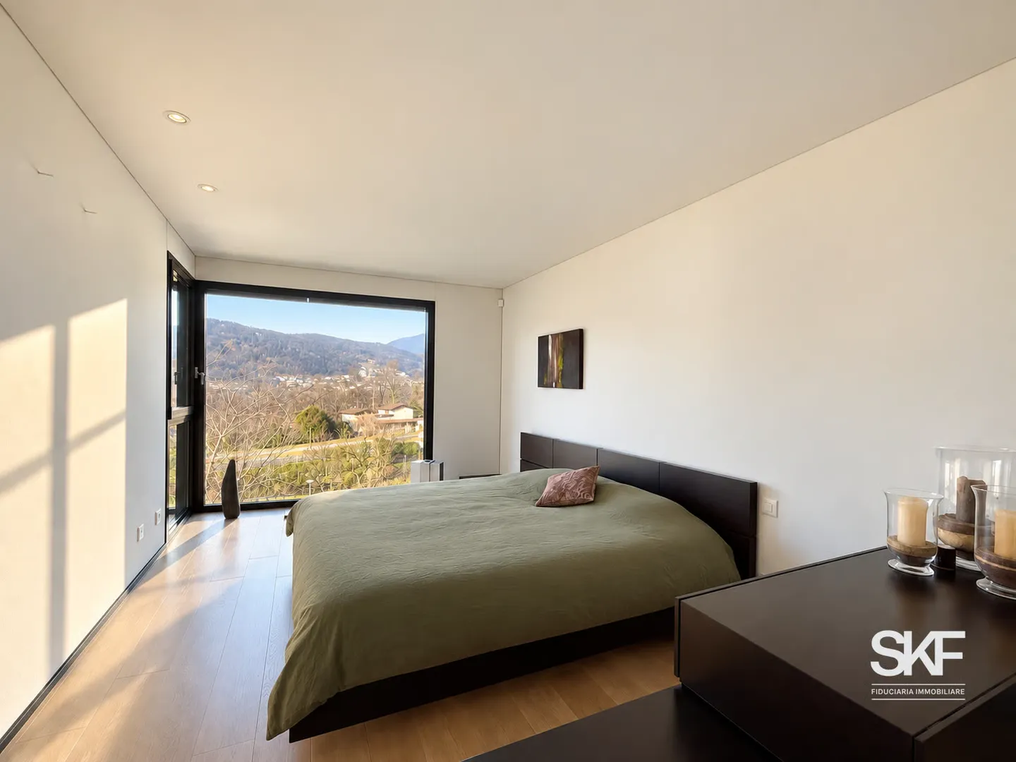 DAVESCO - FOR SALE MAGNIFICENT 4.5 ROOM APARTMENT WITH GARDEN - Photo 9 of 13