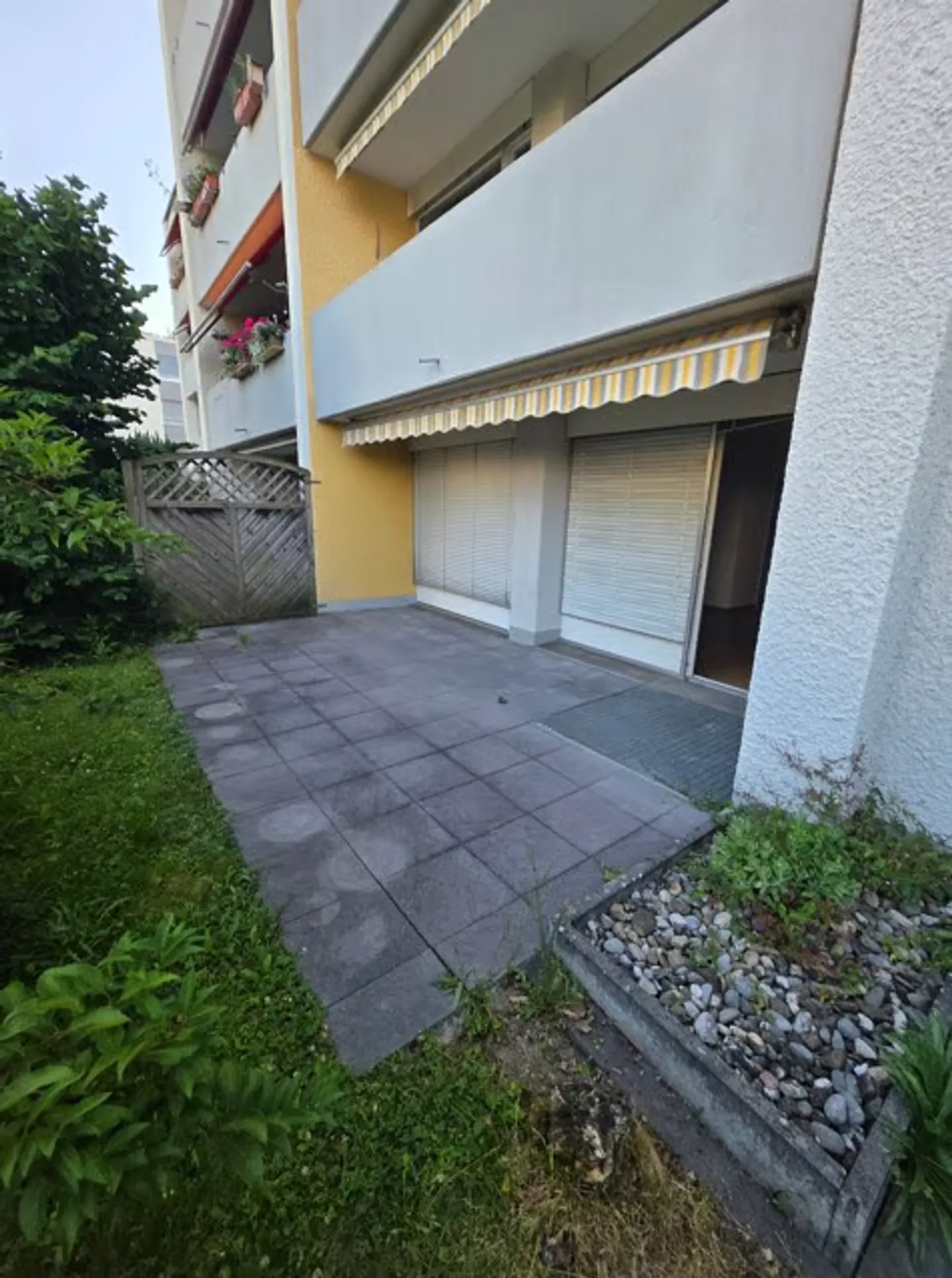 Appartement lumineux de 4 pièces avec coin jardin ensoleillé à Belp - disponible à partir de juillet 2026 - Photo 9 sur 11