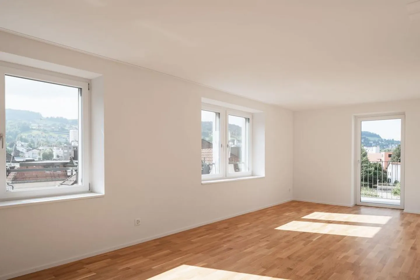 Cozy New Apartment - Photo 2 of 6