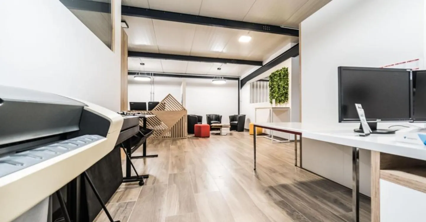 250 m2 Büros bereits möbliert und eingerichtet - Foto 4 von 9