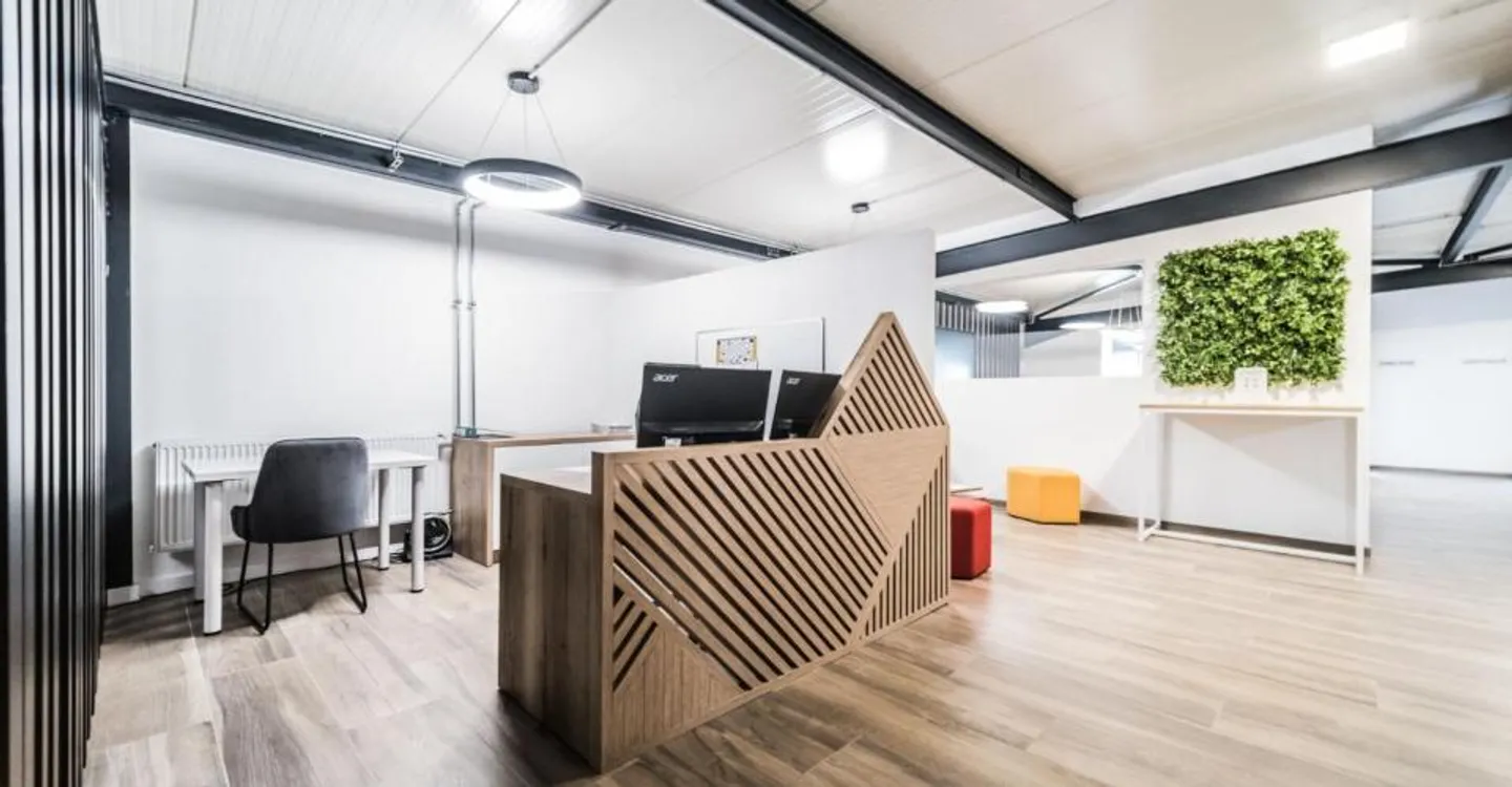 250 m2 Büros bereits möbliert und eingerichtet - Foto 7 von 9