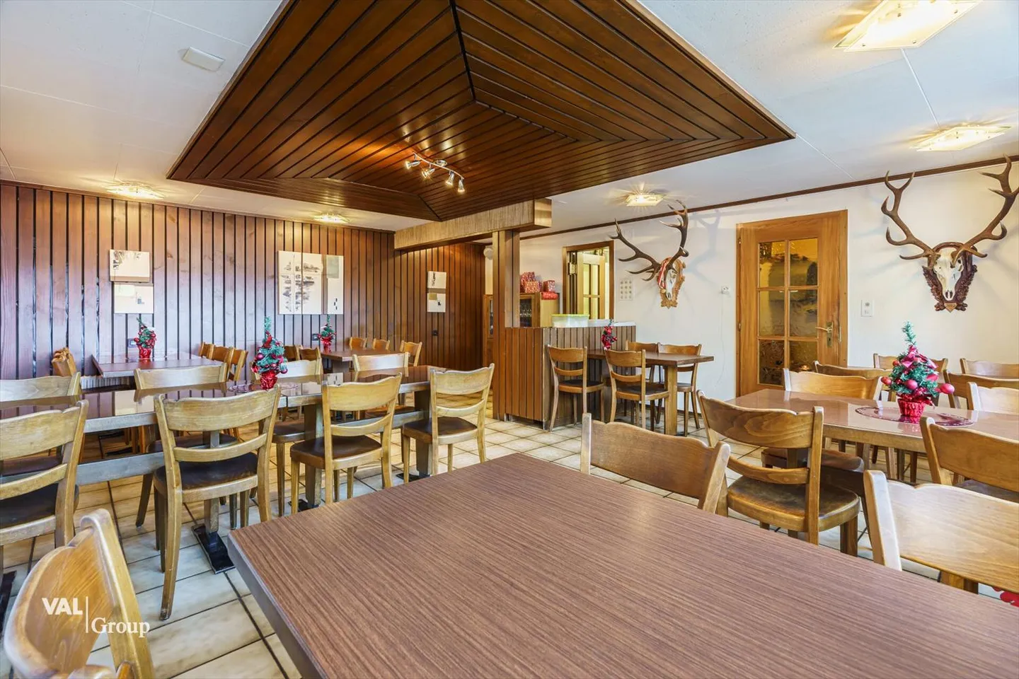Ristorante molto centrale «Sport» e sopra un duplex di 4,5 stanze - Foto 9 di 13