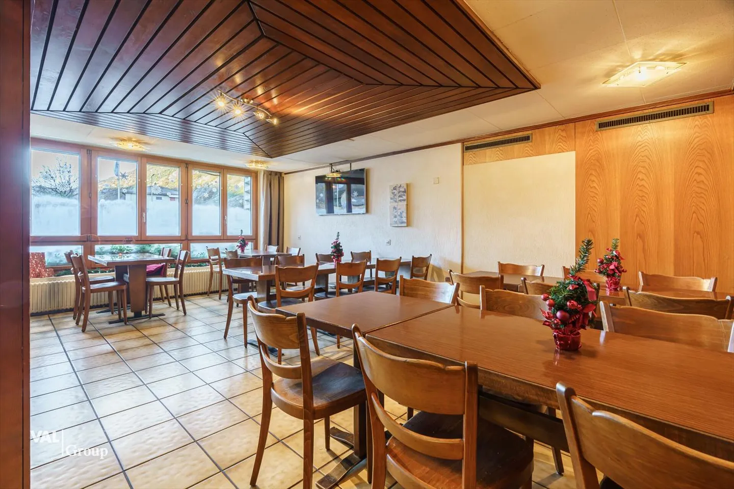 Ristorante molto centrale «Sport» e sopra un duplex di 4,5 stanze - Foto 11 di 13