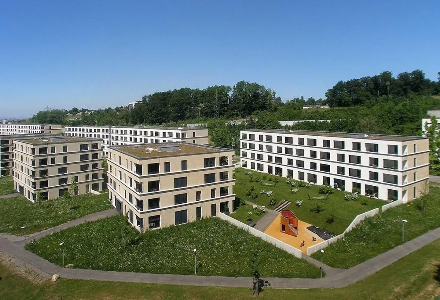 Naturnah Wohnen vor den Toren Zürichs - Foto 1 von 9