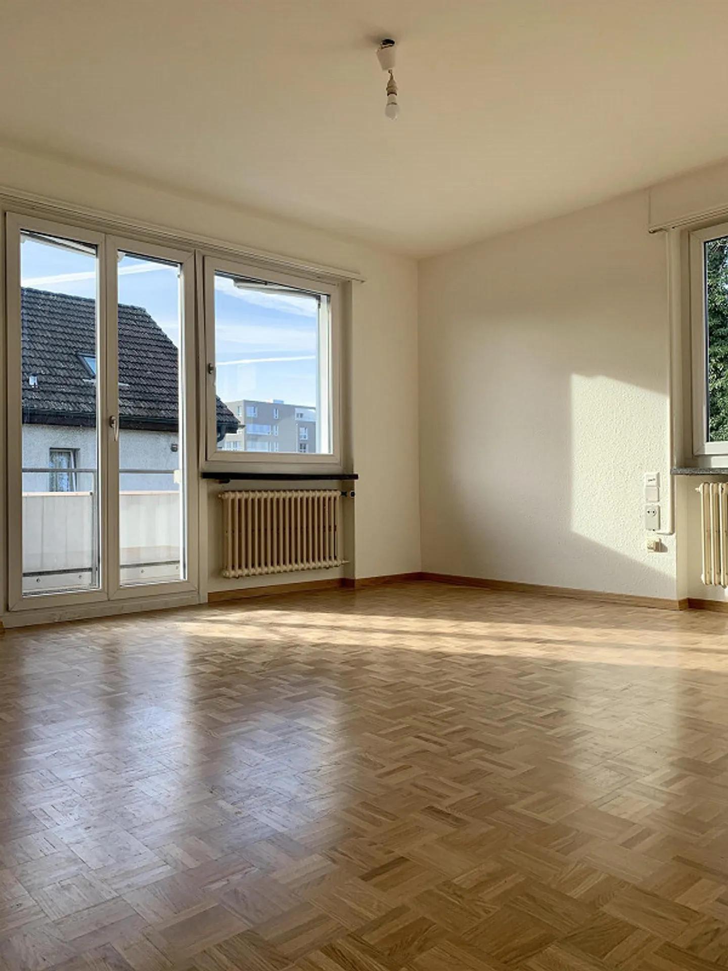 Vivere centrale vicino alla stazione ferroviaria di Glattbrugg - Foto 5 di 7