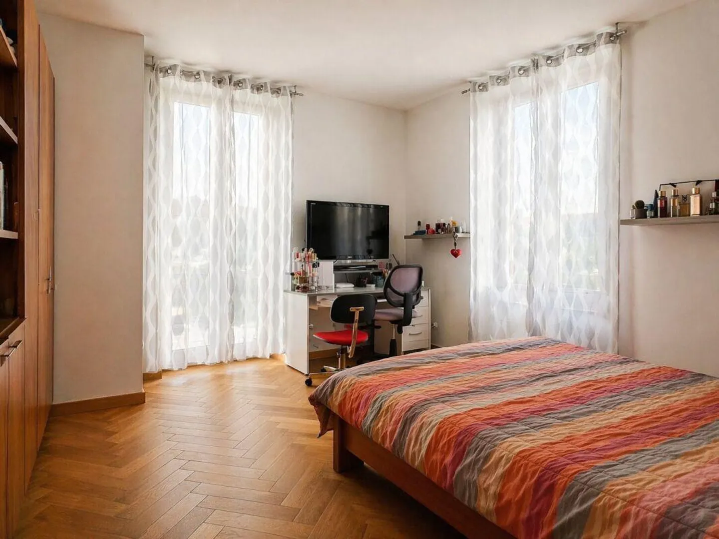 Geräumiges Mehrfamilienhaus mit Garage in Balerna - Foto 9 von 13