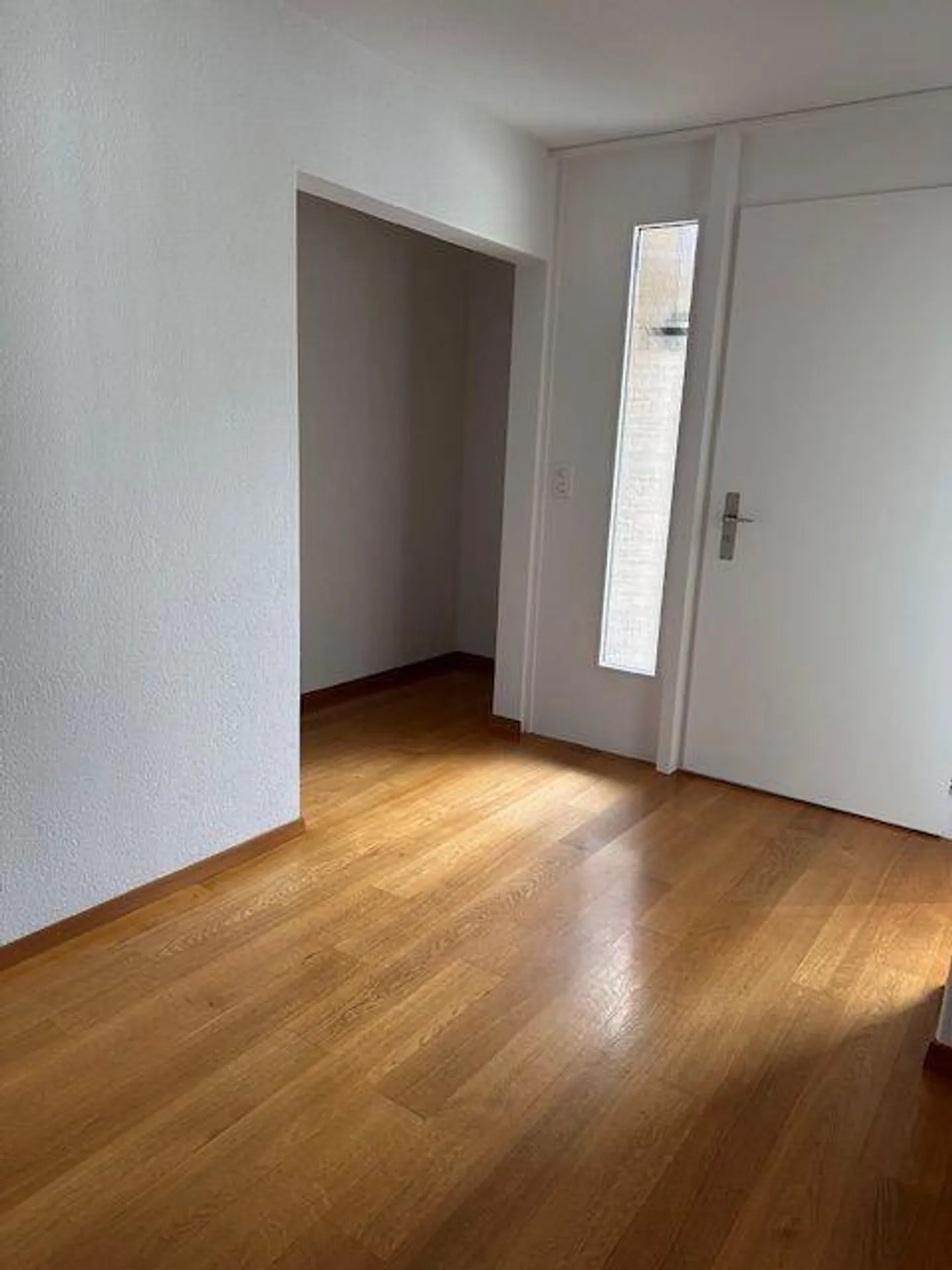 Grosses Reiheneckhaus mit Garten - Foto 5 von 15