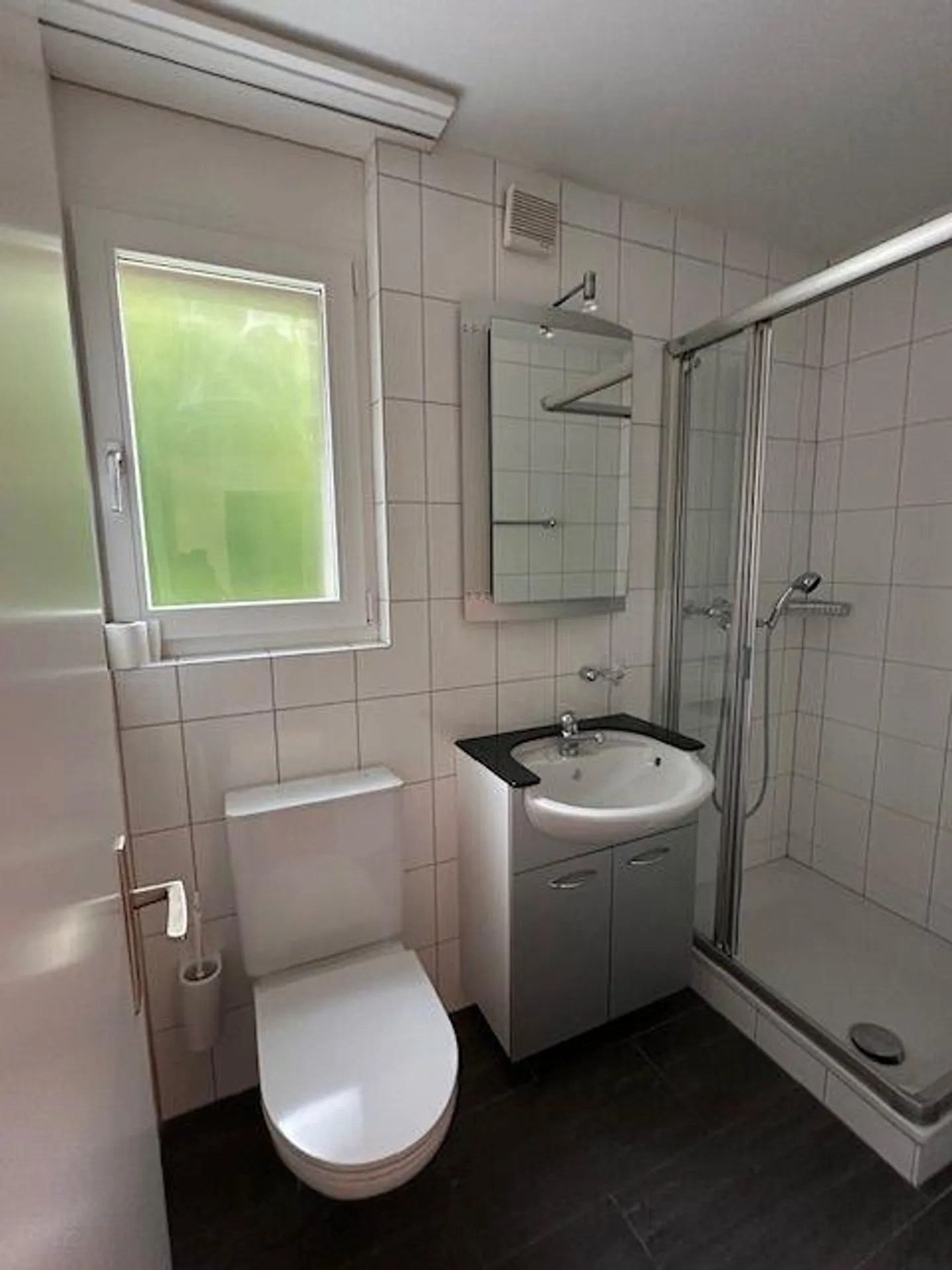 Grosses Reiheneckhaus mit Garten - Foto 7 von 15