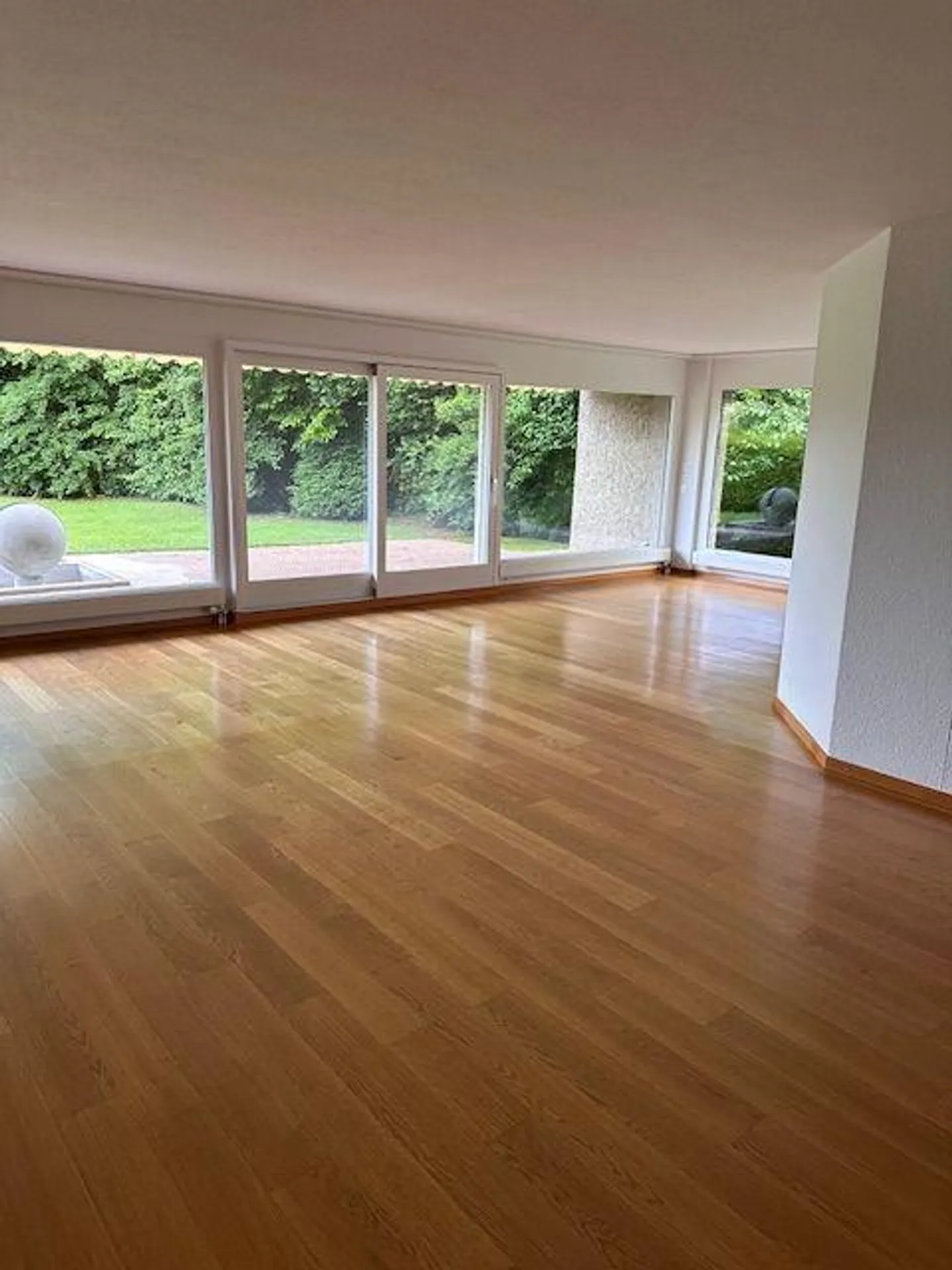 Grosses Reiheneckhaus mit Garten - Foto 8 von 15