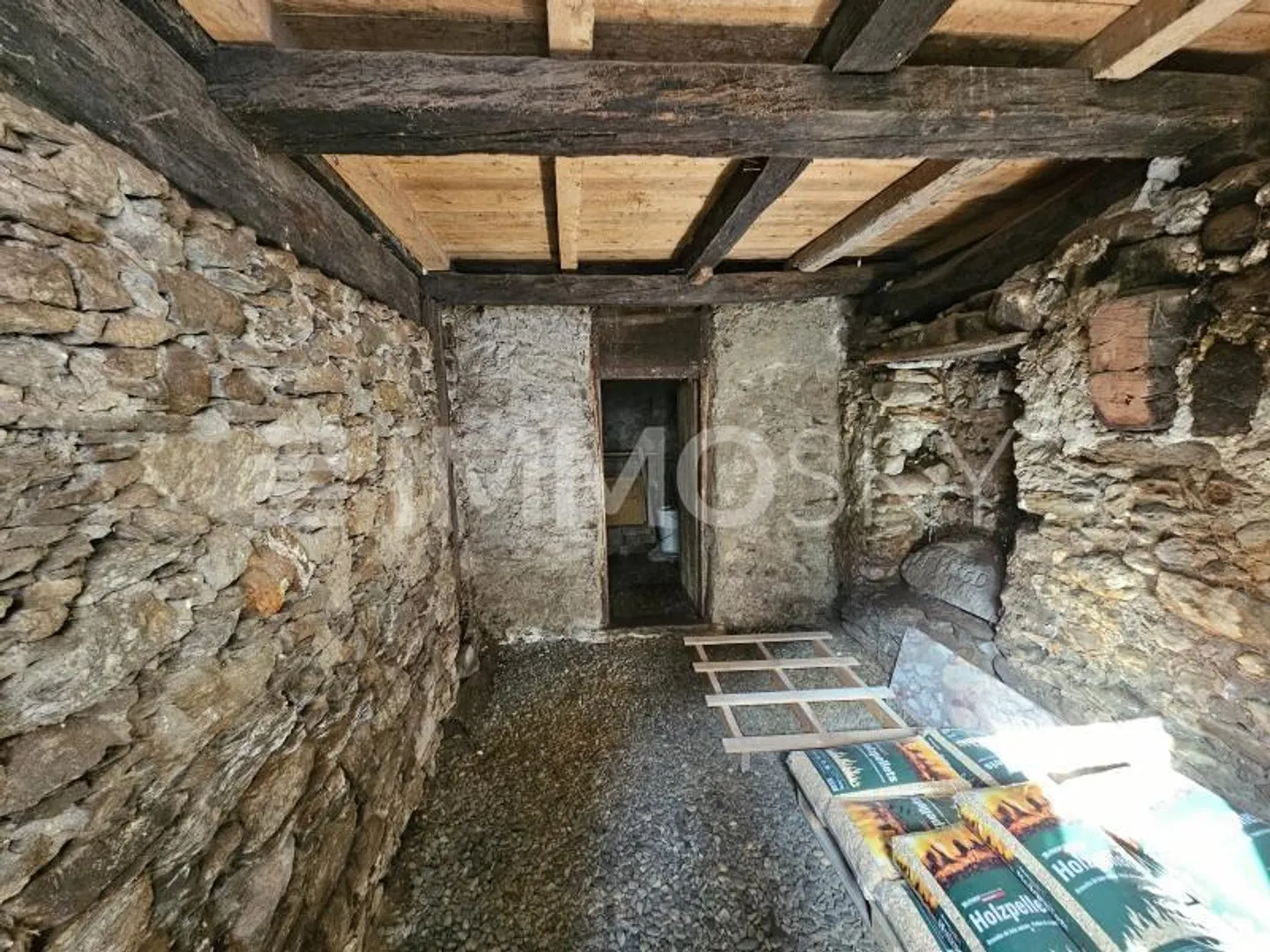 Rustique à rénover à Malvaglia - Photo 2 sur 5