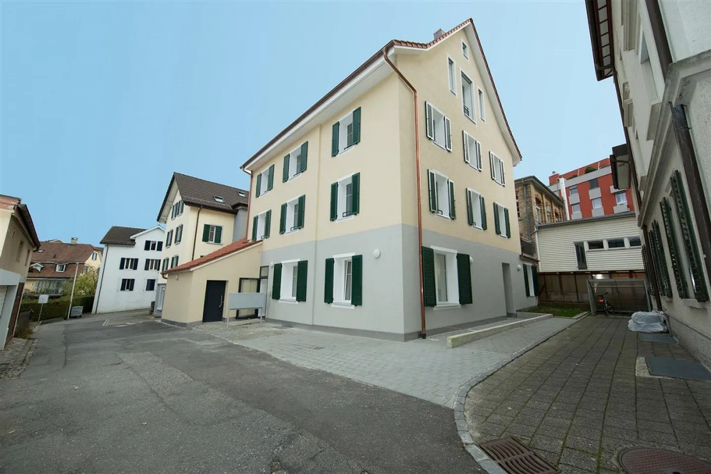 Appartamento moderno con parcheggio - Foto 1 di 4