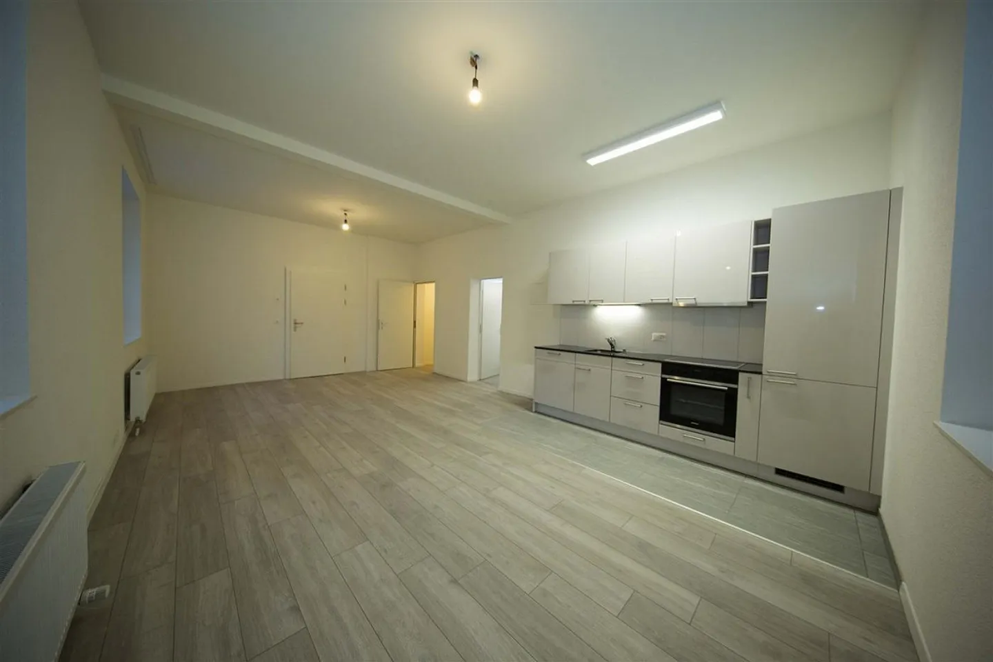 Appartamento moderno con parcheggio - Foto 4 di 4