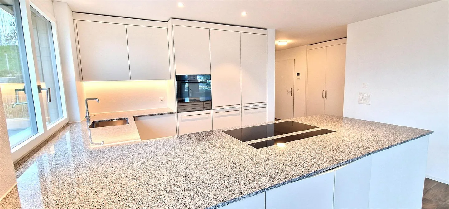 Moderne 3,5 Zimmerwohnung - Foto 2 von 8