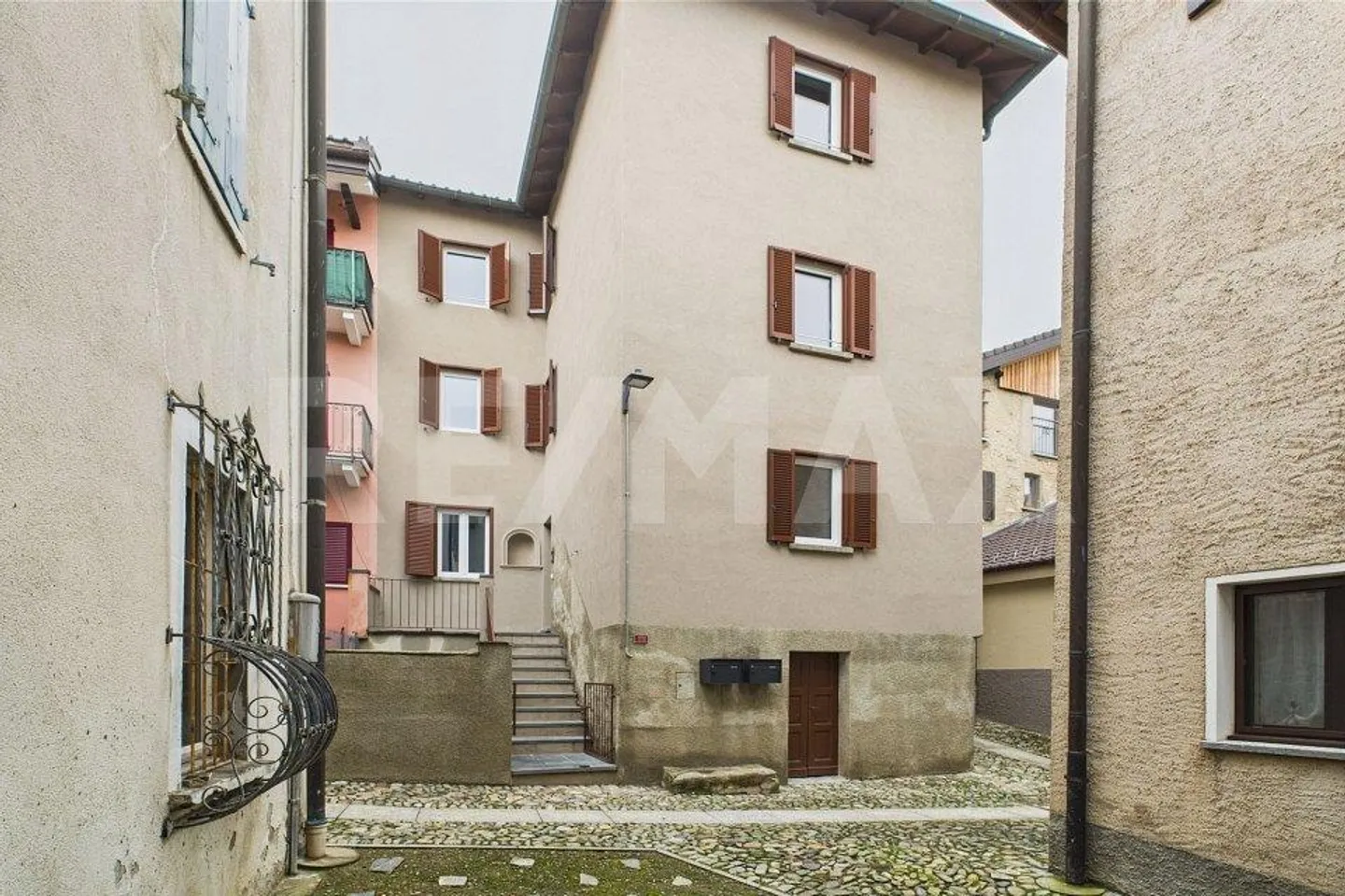 Ganze Wohnung oder 2 Apartments, kürzlich renoviert, in Miglieglia - Foto 1 von 13