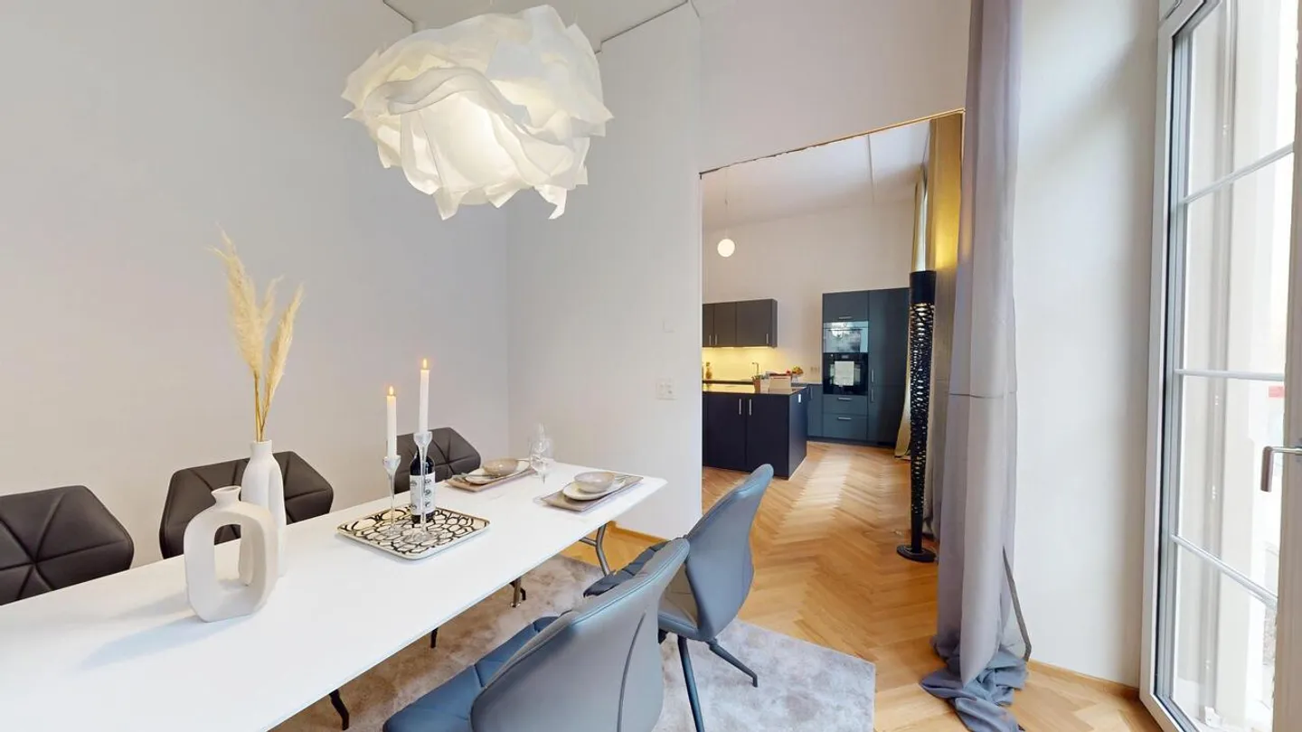 Appartamento moderno di 5,5 stanze nel centro storico - Foto 8 di 17