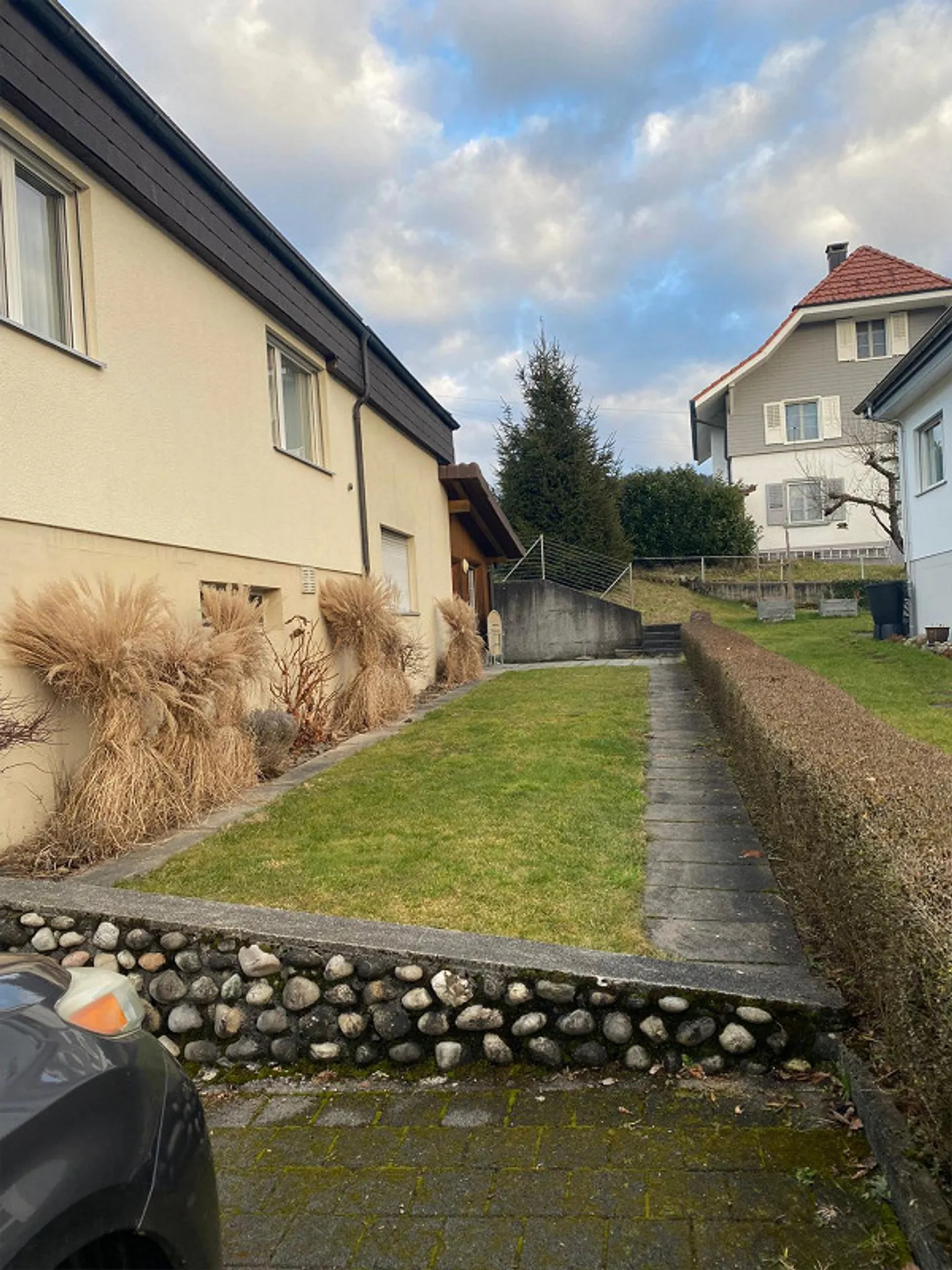 Affascinante Casa Familiare - Foto 2 di 19