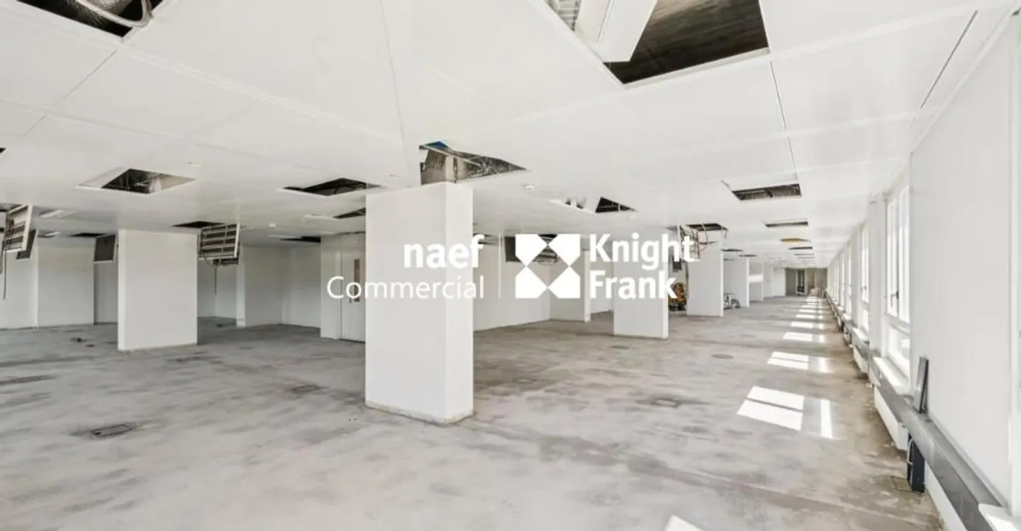 Offices for rent in the city center, just steps from the train station - Photo 2 of 4
