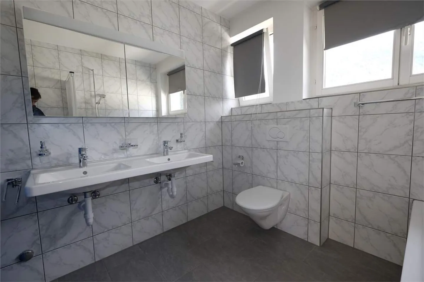 Appartement lumineux de 4,5 pièces - Photo 7 sur 11