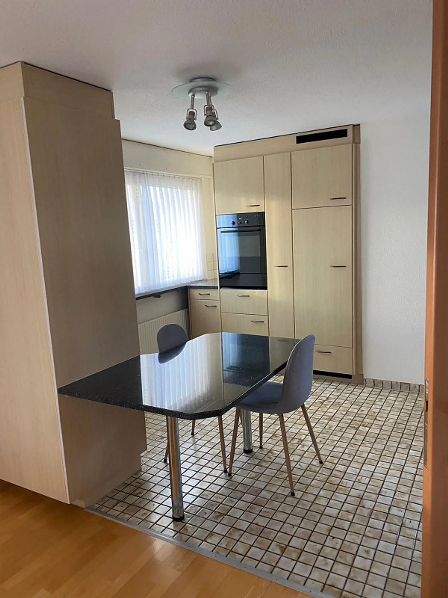 Affascinante Casa Familiare - Foto 7 di 19