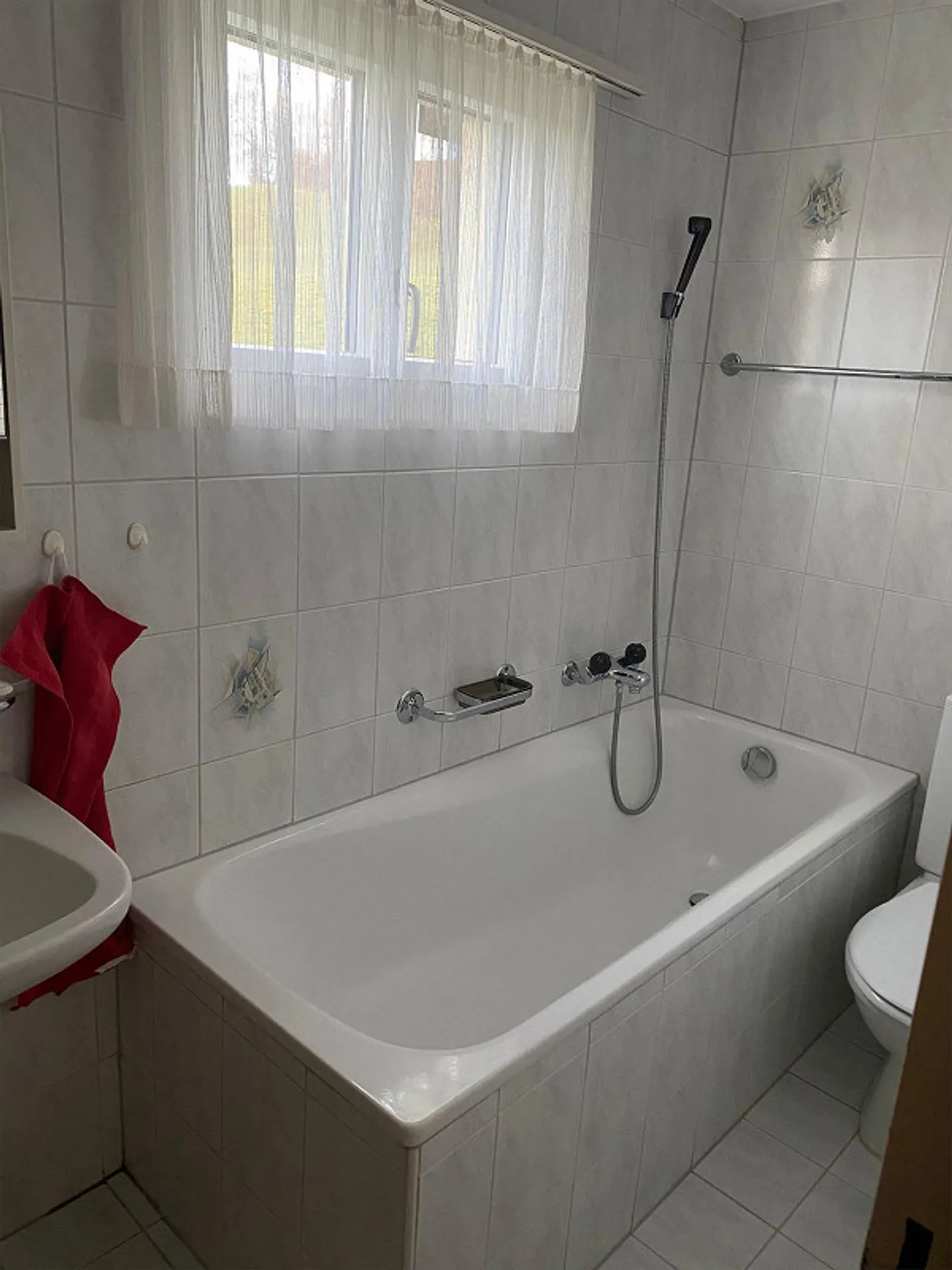 Affascinante Casa Familiare - Foto 10 di 19