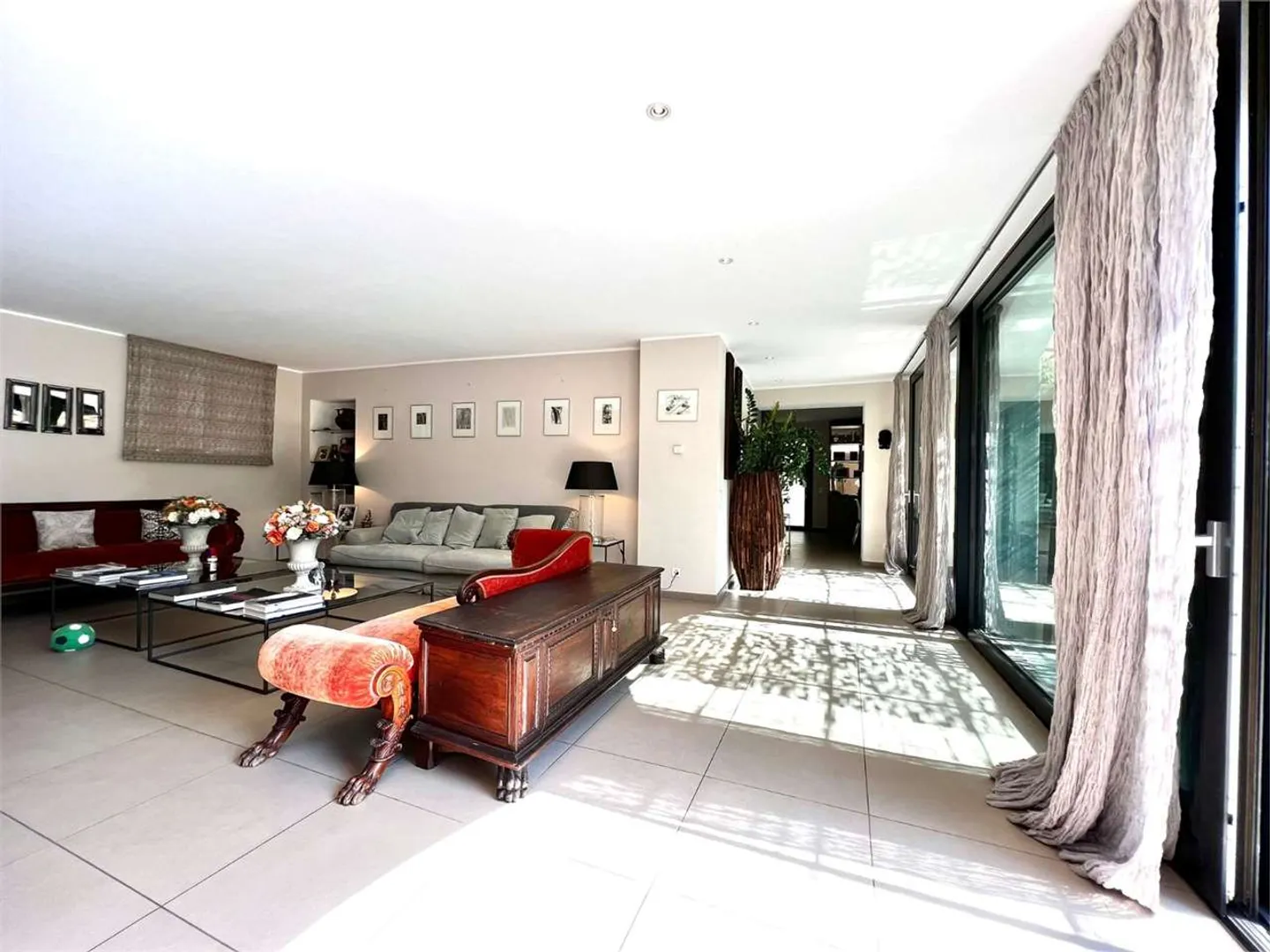 Elegante Wohnung in historischem Haus - Foto 3 von 16