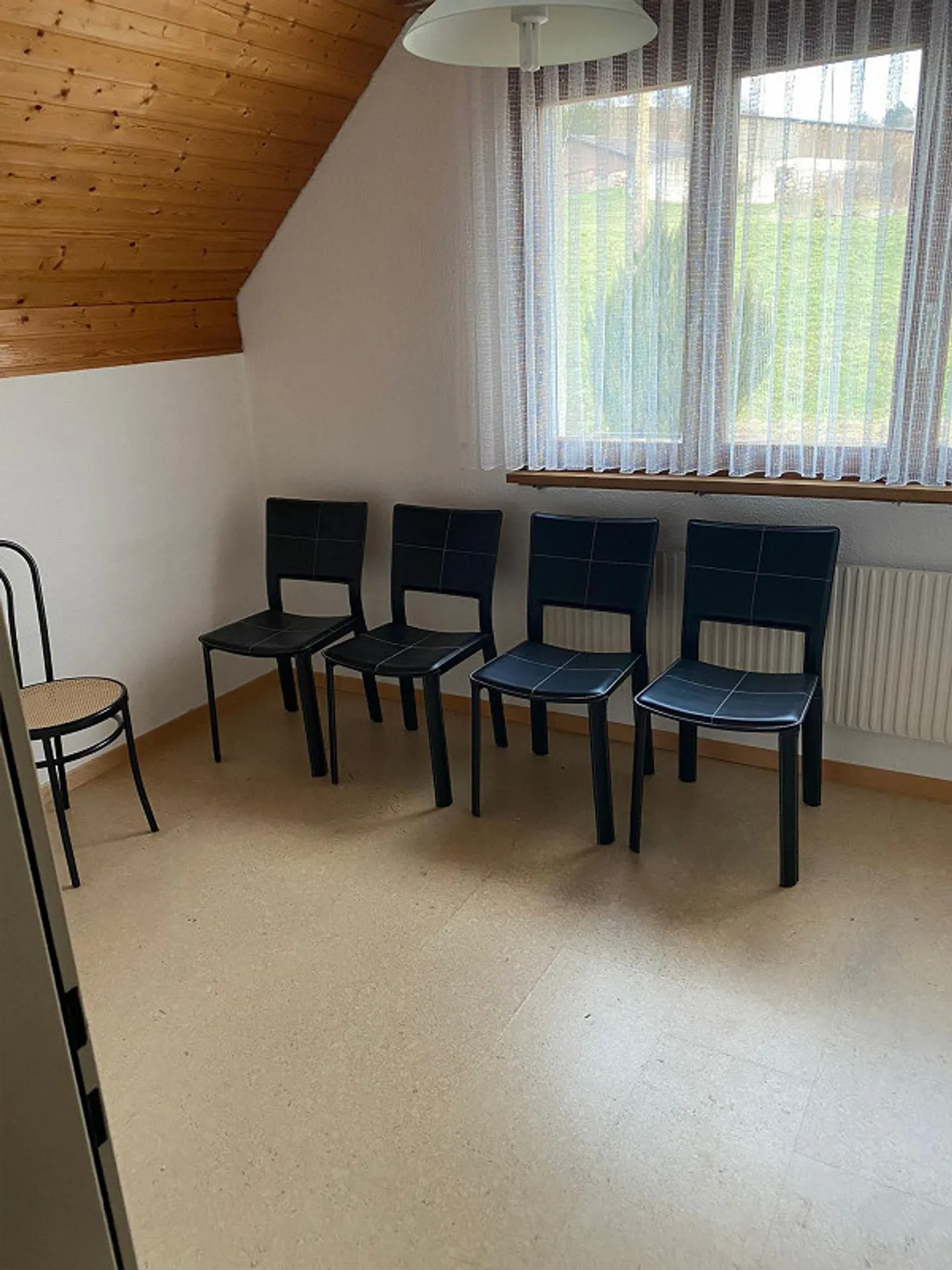 Affascinante Casa Familiare - Foto 15 di 19