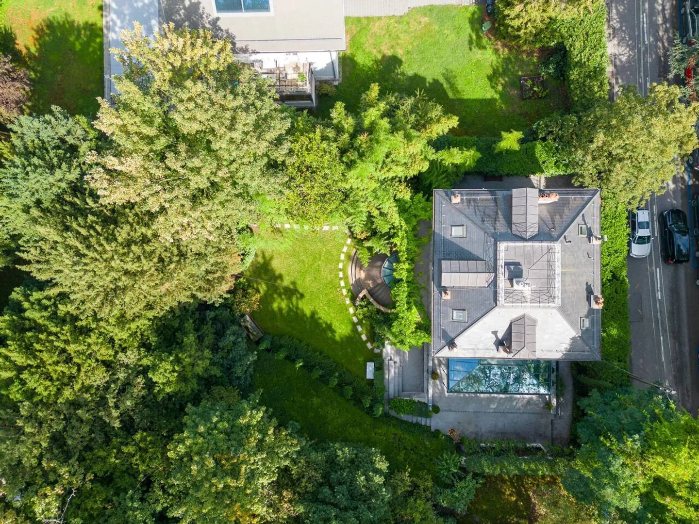 Sublime Townhouse in a Green Environment - Photo 2 of 8