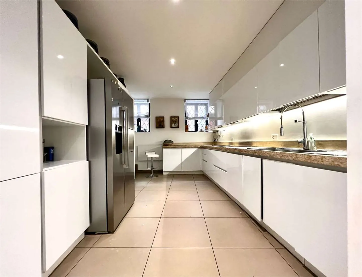 Elegante Wohnung in historischem Haus - Foto 7 von 16