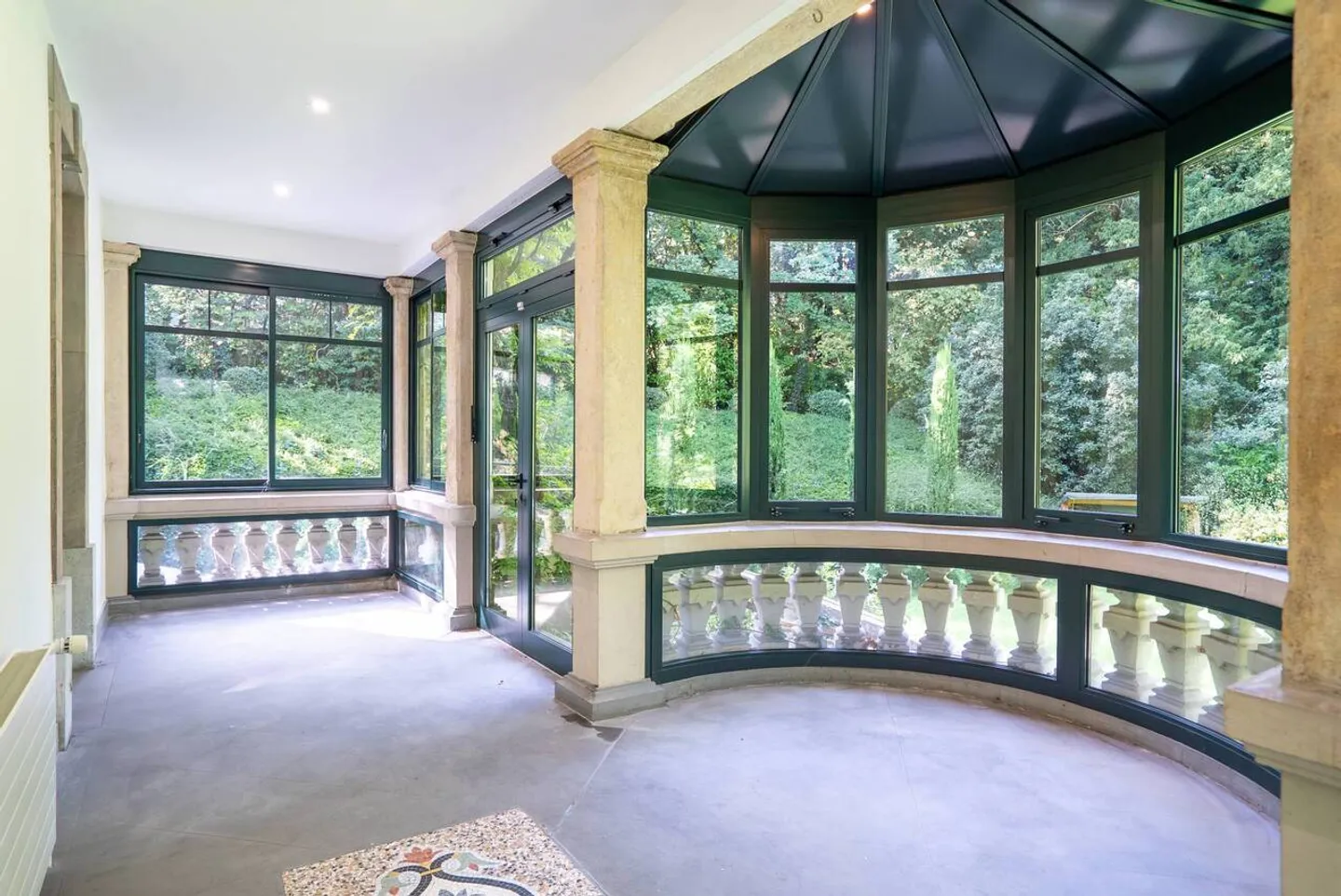 Sublime Townhouse in a Green Environment - Photo 3 of 8