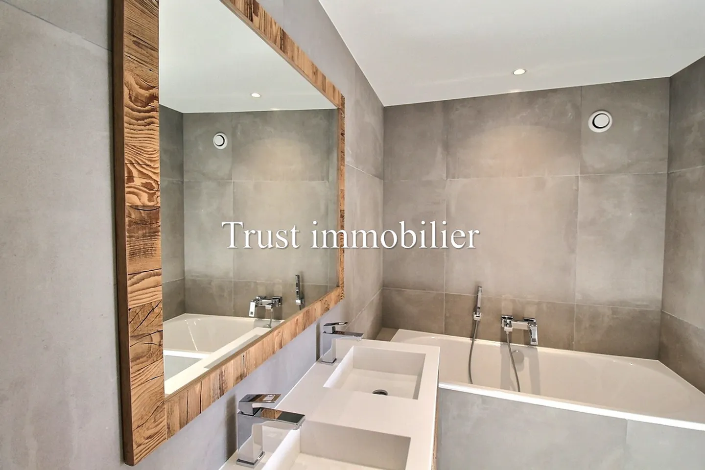 Dachgeschosswohnung in der Nähe des Zentrums von Montana - Foto 12 von 20