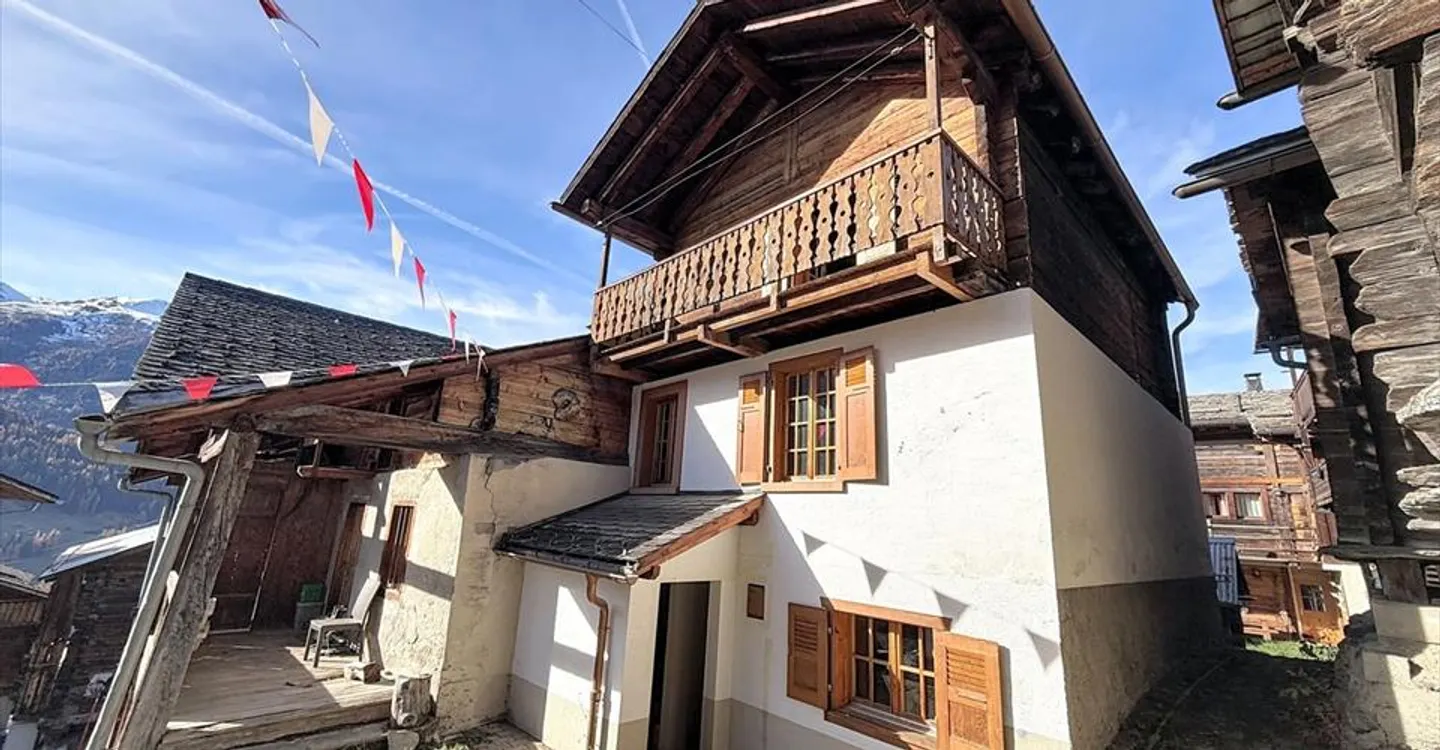 Charmantes Chalet in Sarreyer - Foto 1 von 13