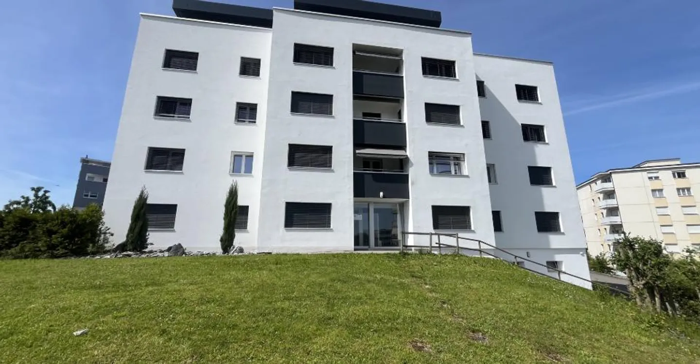Charmant appartement 2.5 pièces - Photo 2 sur 8