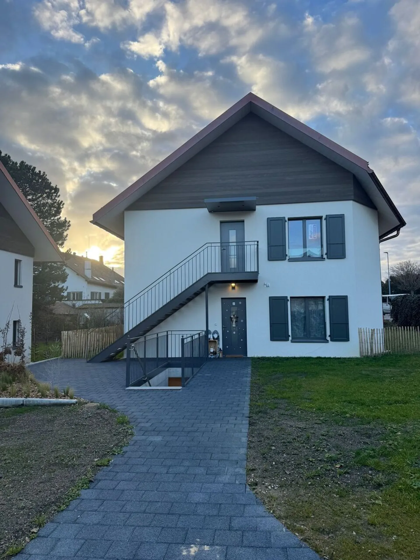 Superbe appartement neuf de 3.5p avec grand balcon à louer - Photo 1 sur 6