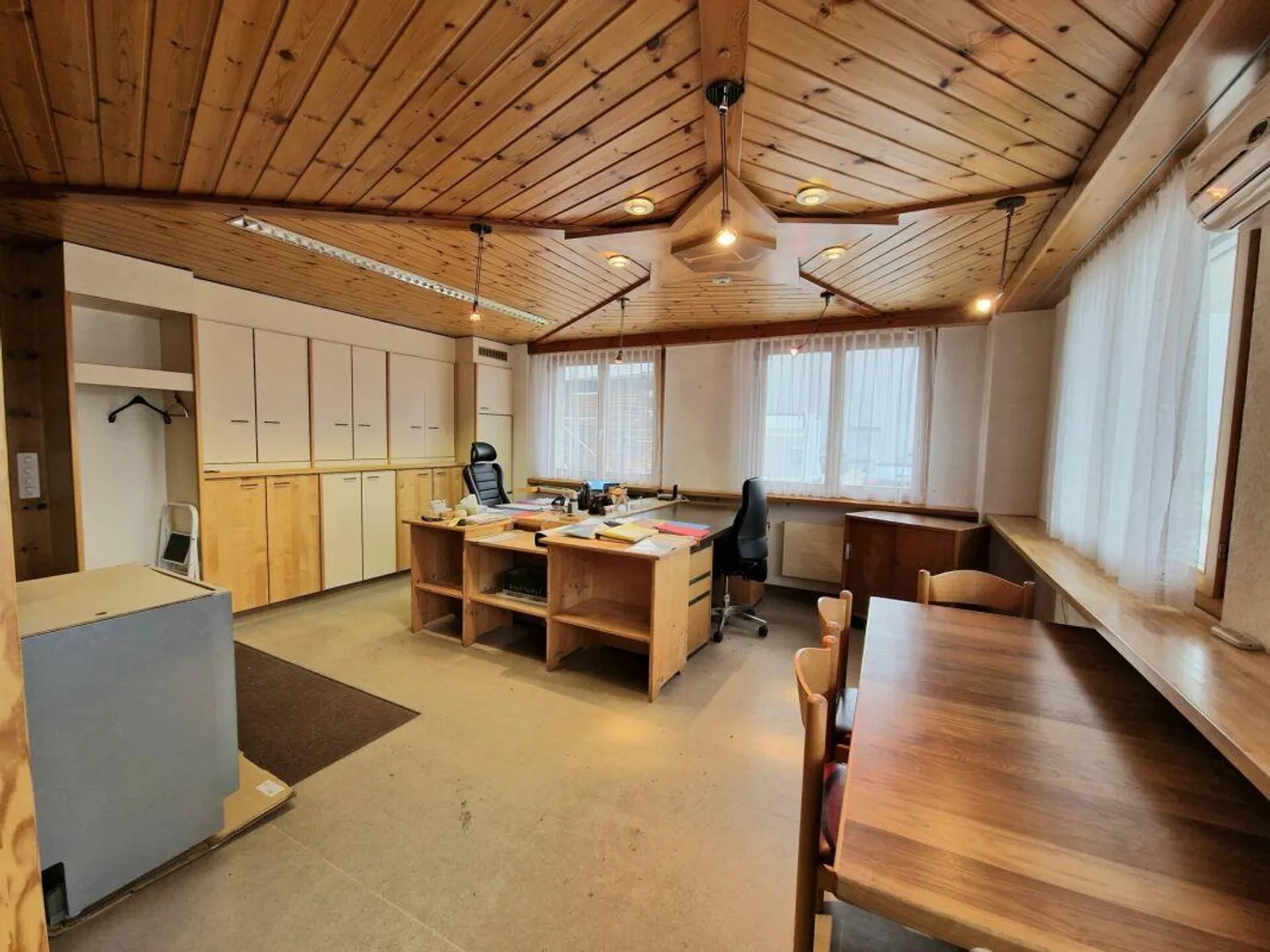 Espaces de bureau simples et lumineux - Photo 3 sur 7