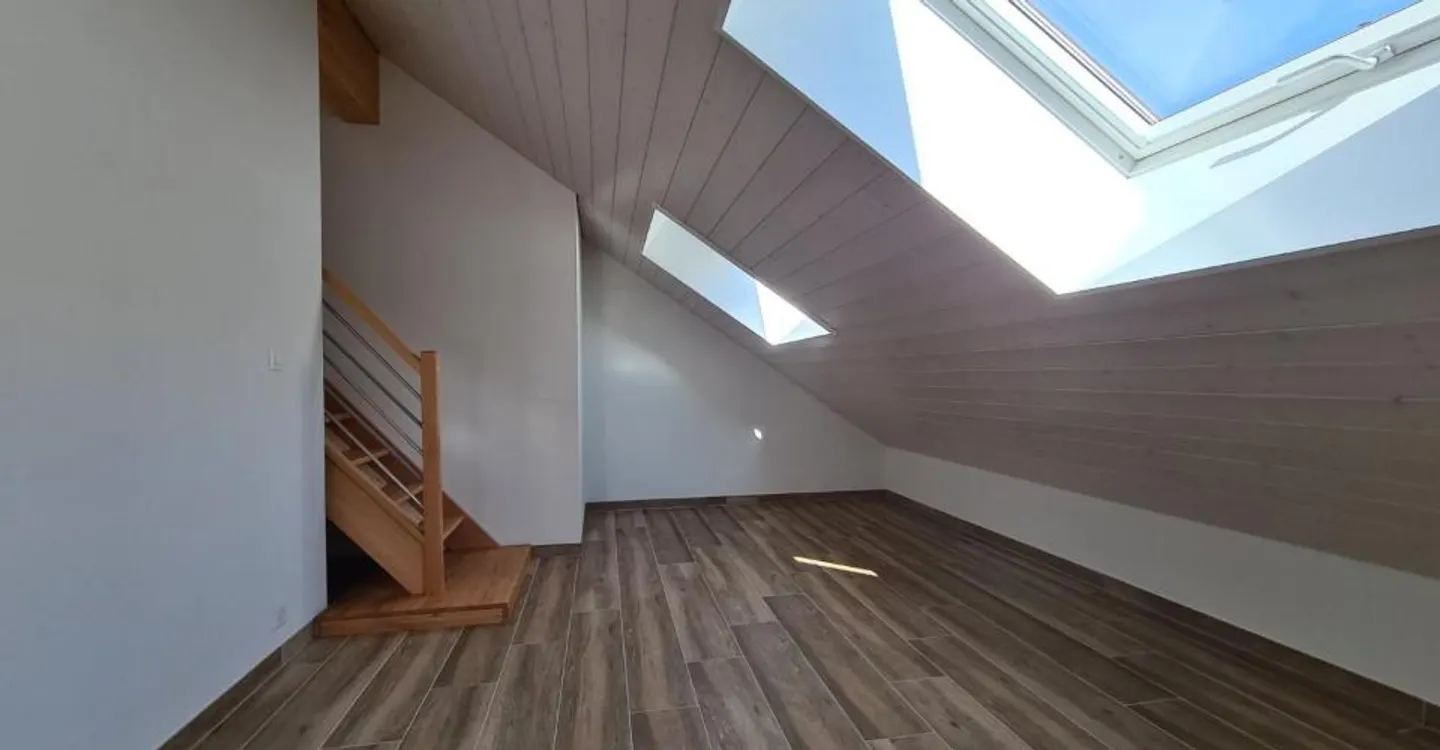 Rental building - Photo 7 of 12