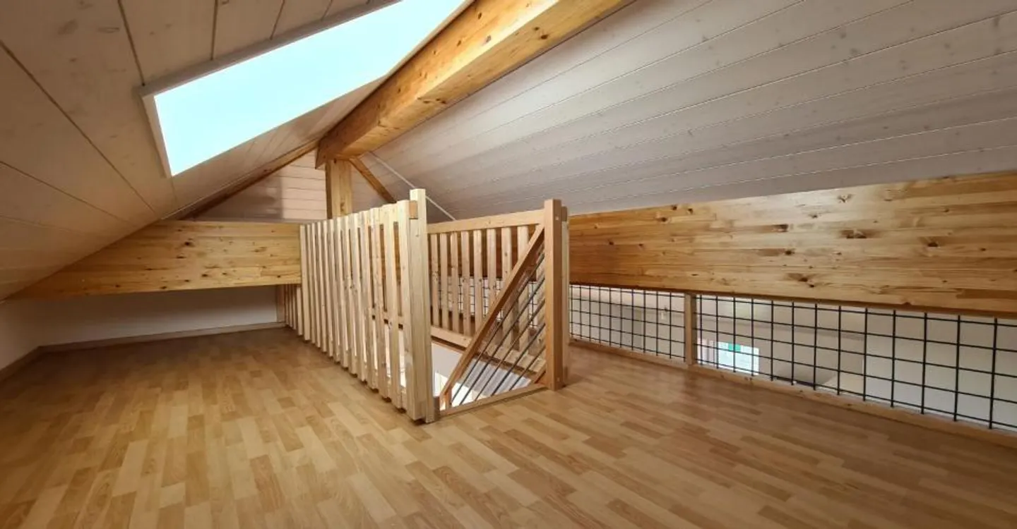 Rental building - Photo 9 of 12