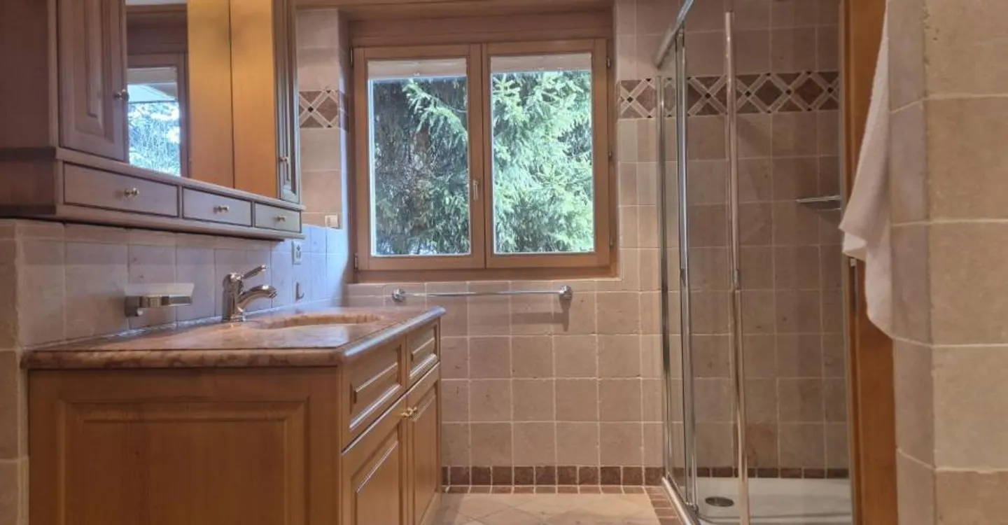 5,5-Zimmer-Wohnung mit wunderschöner 80 m2 Balkonterrasse - Foto 12 von 13