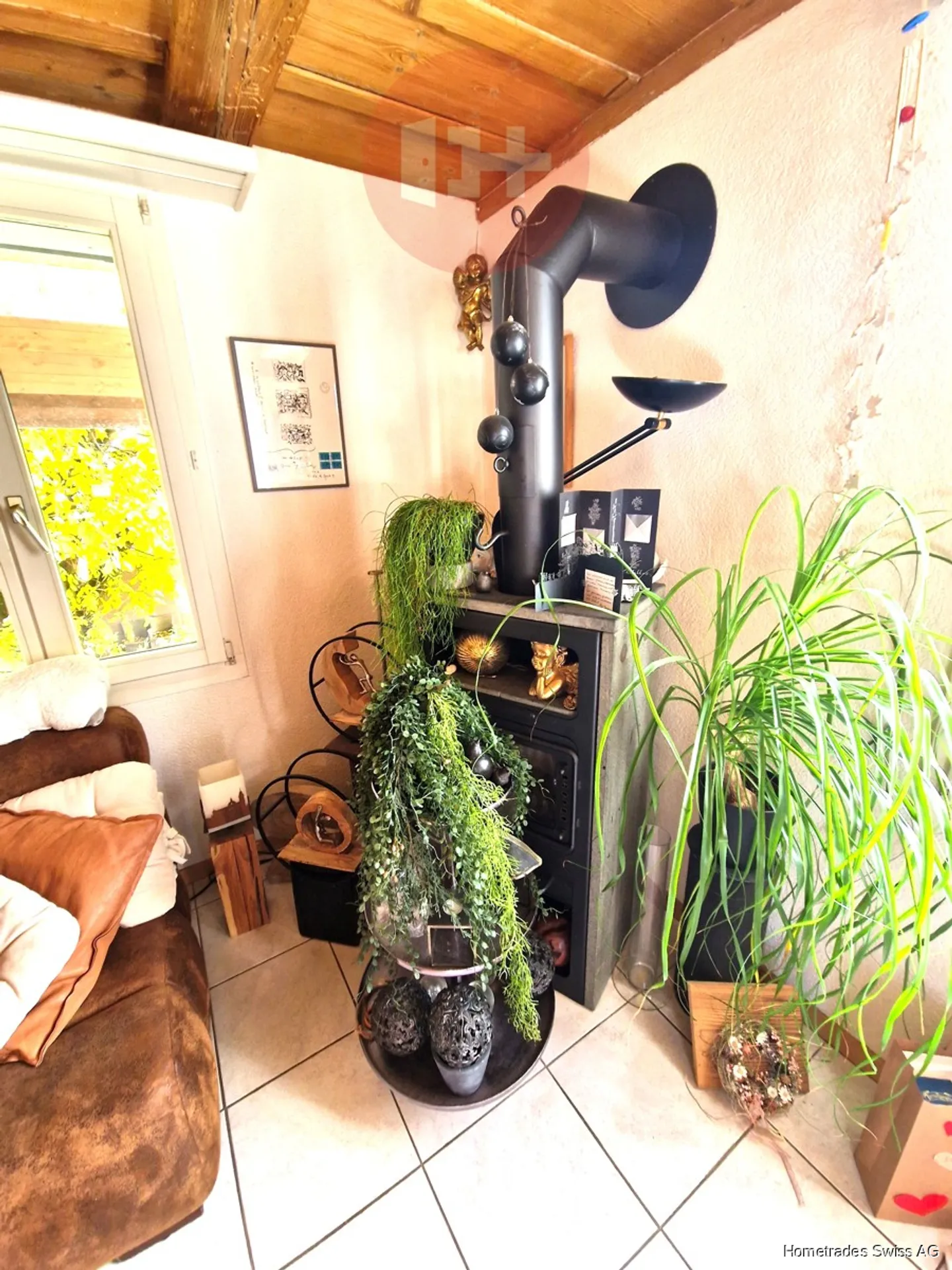 GEMMA RUSTICA DI 5 CAMERE SU 2 PIANI CON STUFA SVEDESE! - Foto 3 di 8