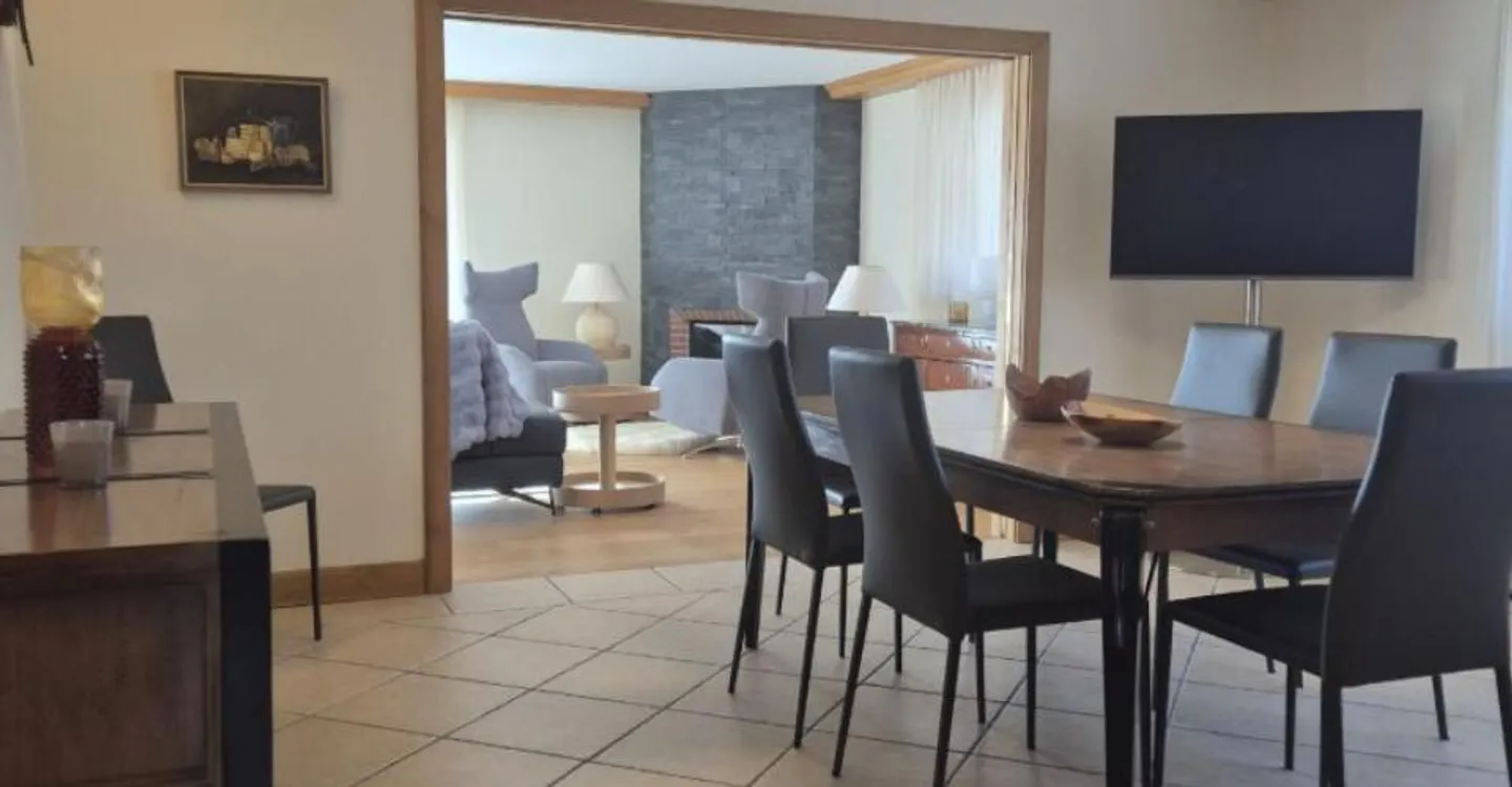 5,5-Zimmer-Wohnung mit wunderschöner 80 m2 Balkonterrasse - Foto 7 von 13