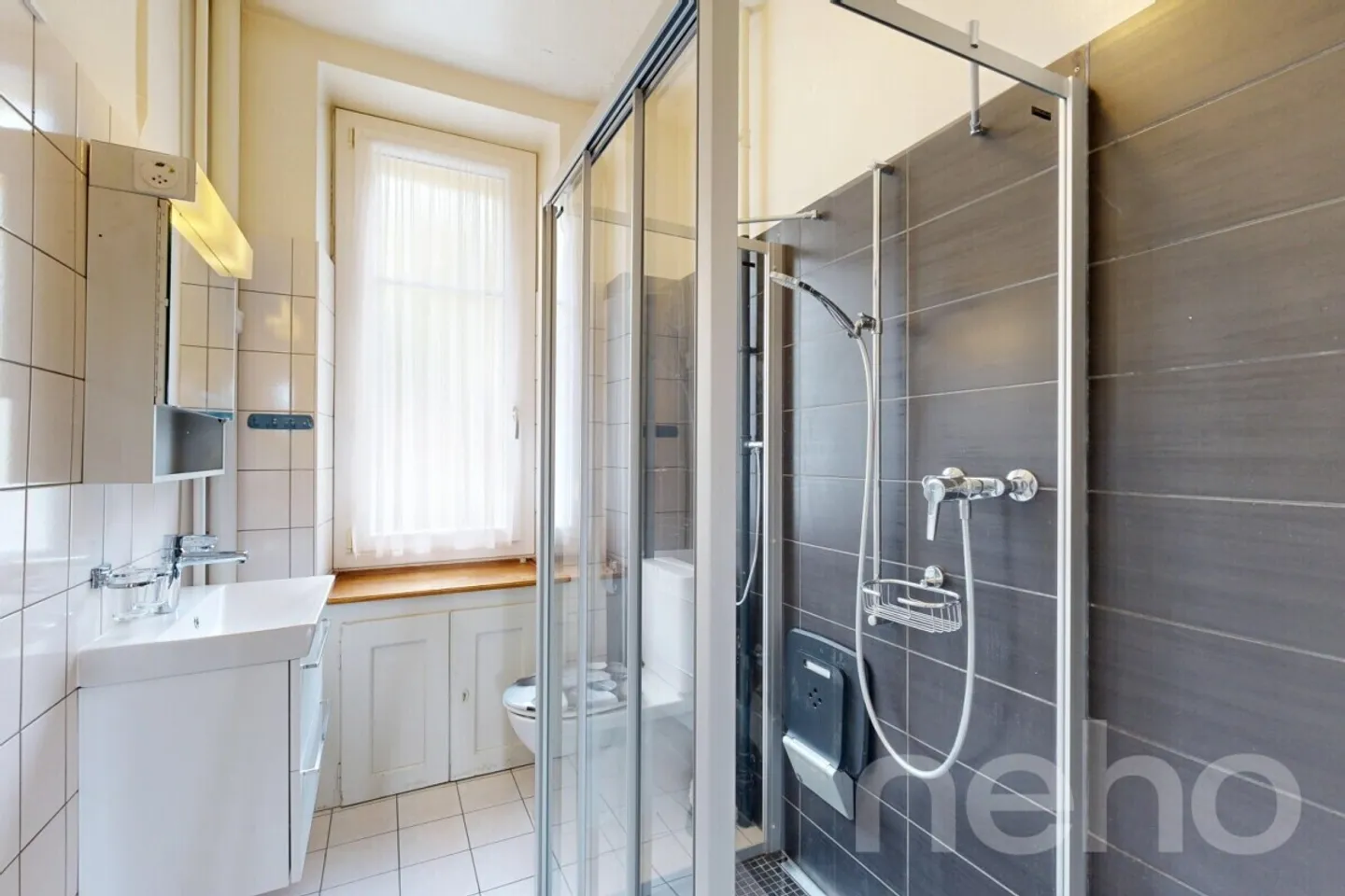 Appartamento familiare di 5,5 locali e 157 m² con camino e garage - Foto 11 di 12